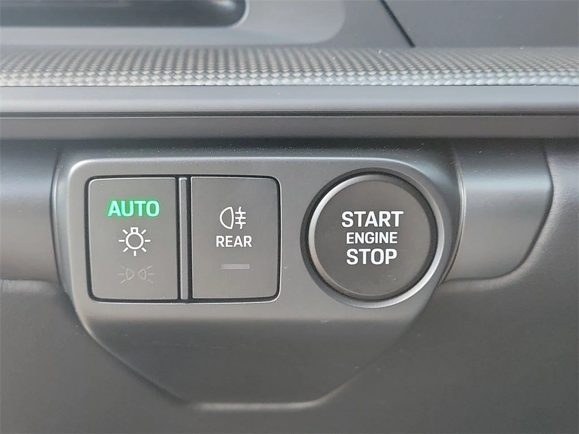 mph043_1111161592_44_4a9a5133c6