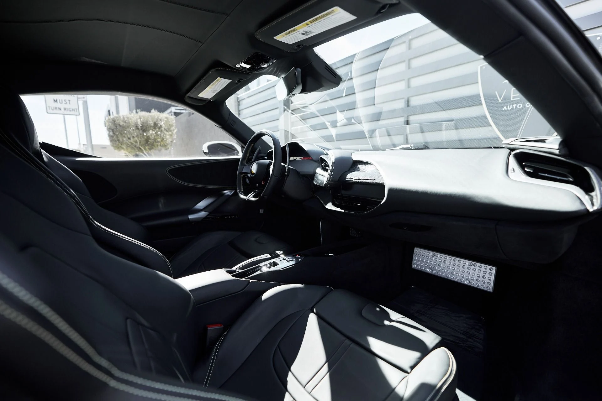 mph043_11258782_Used_2023_Ferrari_SF_90_Stradale_1762821698_1fcce5f758