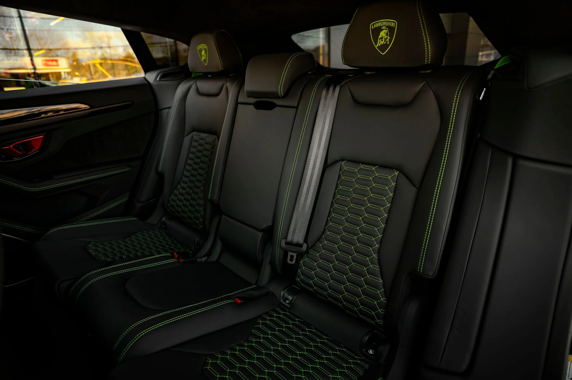 mph043_1135966595_d666cd3e35ac4f0187a5a400e91bd516_2416012e12