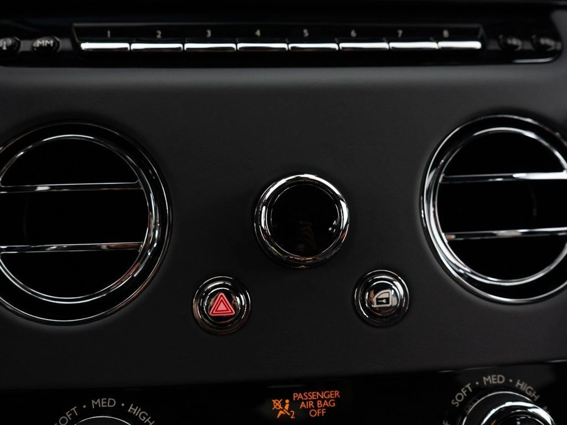 mph043_1140652174_508d788bc8e89623490abb5fe02a42f3_18c758e804