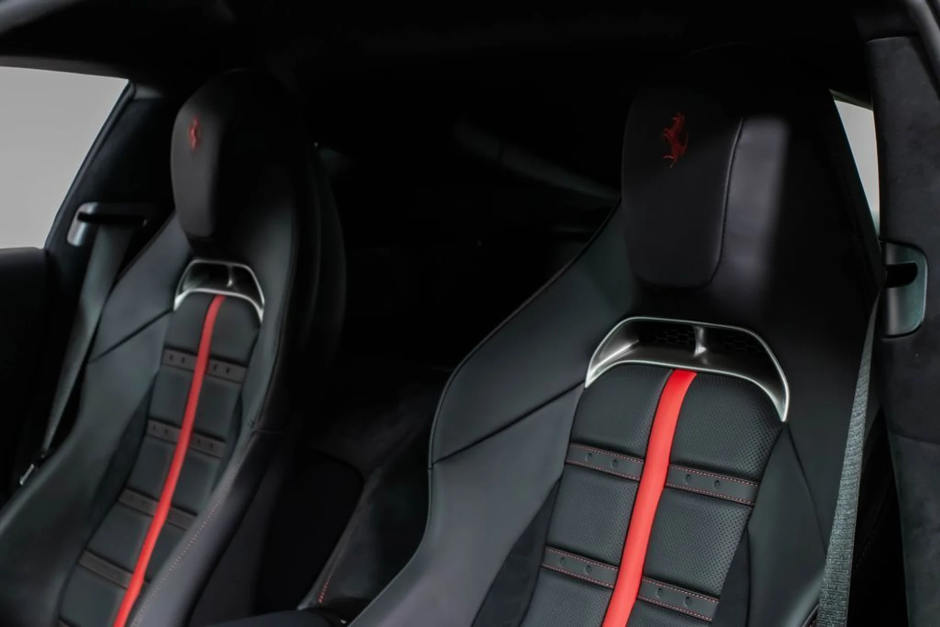 mph043_114492905_8d4d125e20ce477a04d11b9dbd63a658x_ae603fb439