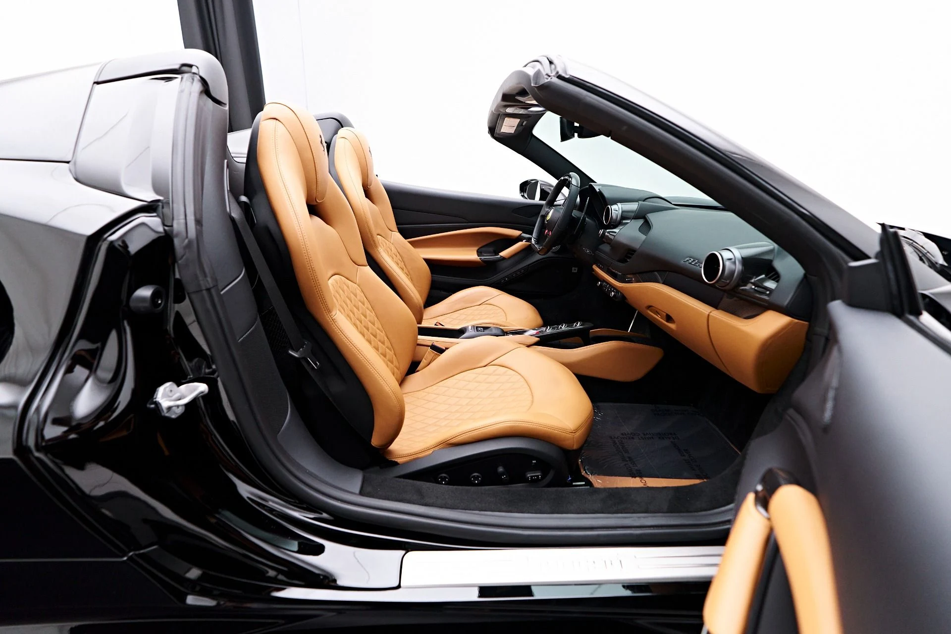 mph043_115160408_Used_2022_Ferrari_F8_Spider_Base_1757638642_125e3c0ca1