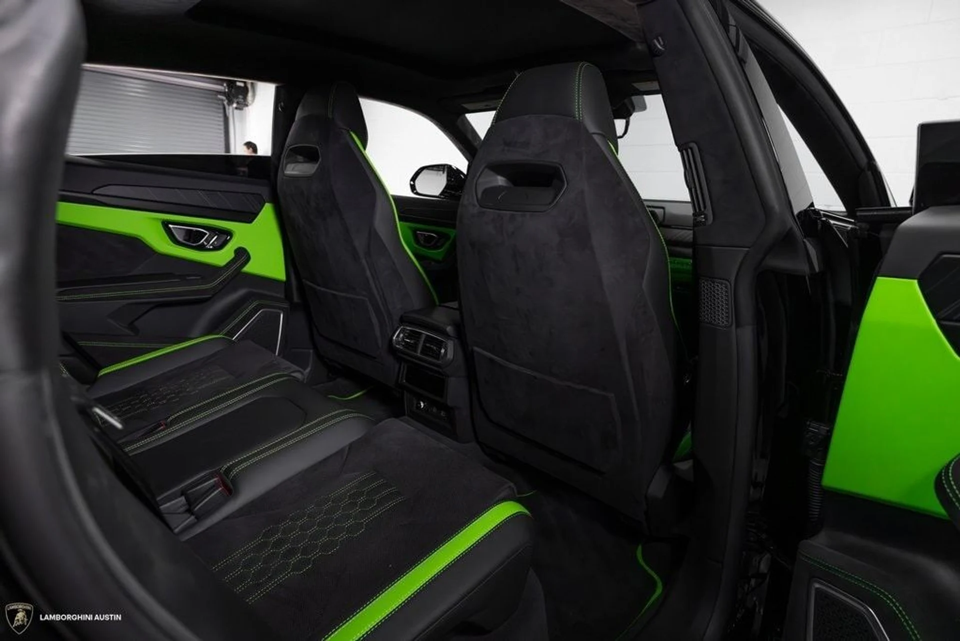 mph043_1156897644_d3cefb39bf39409c1a5bc0d48b6be327x_bca5312e01