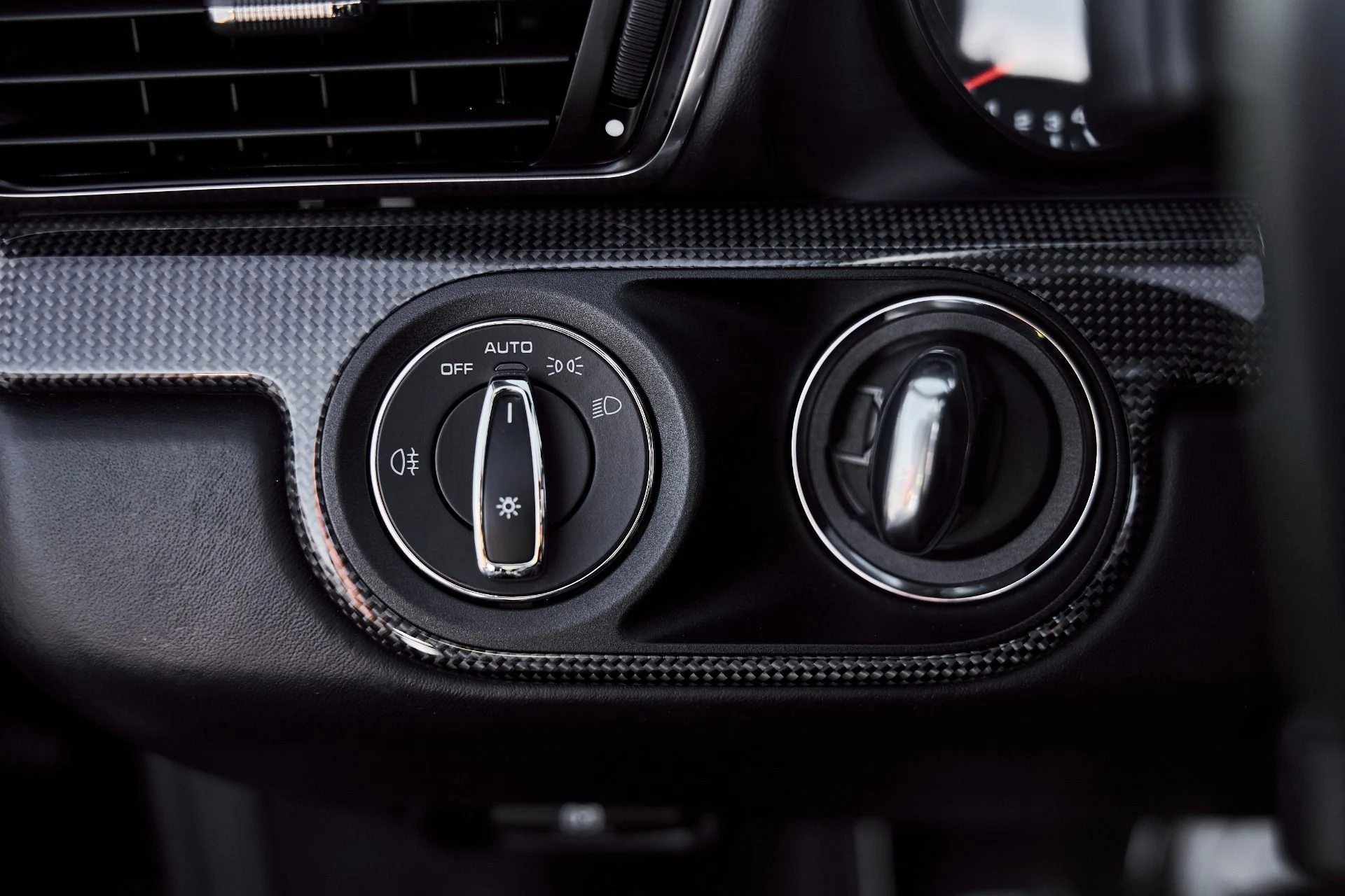 mph043_1164046467_Used_2014_Porsche_911_Turbo_S_1776734612_6776ea7edf