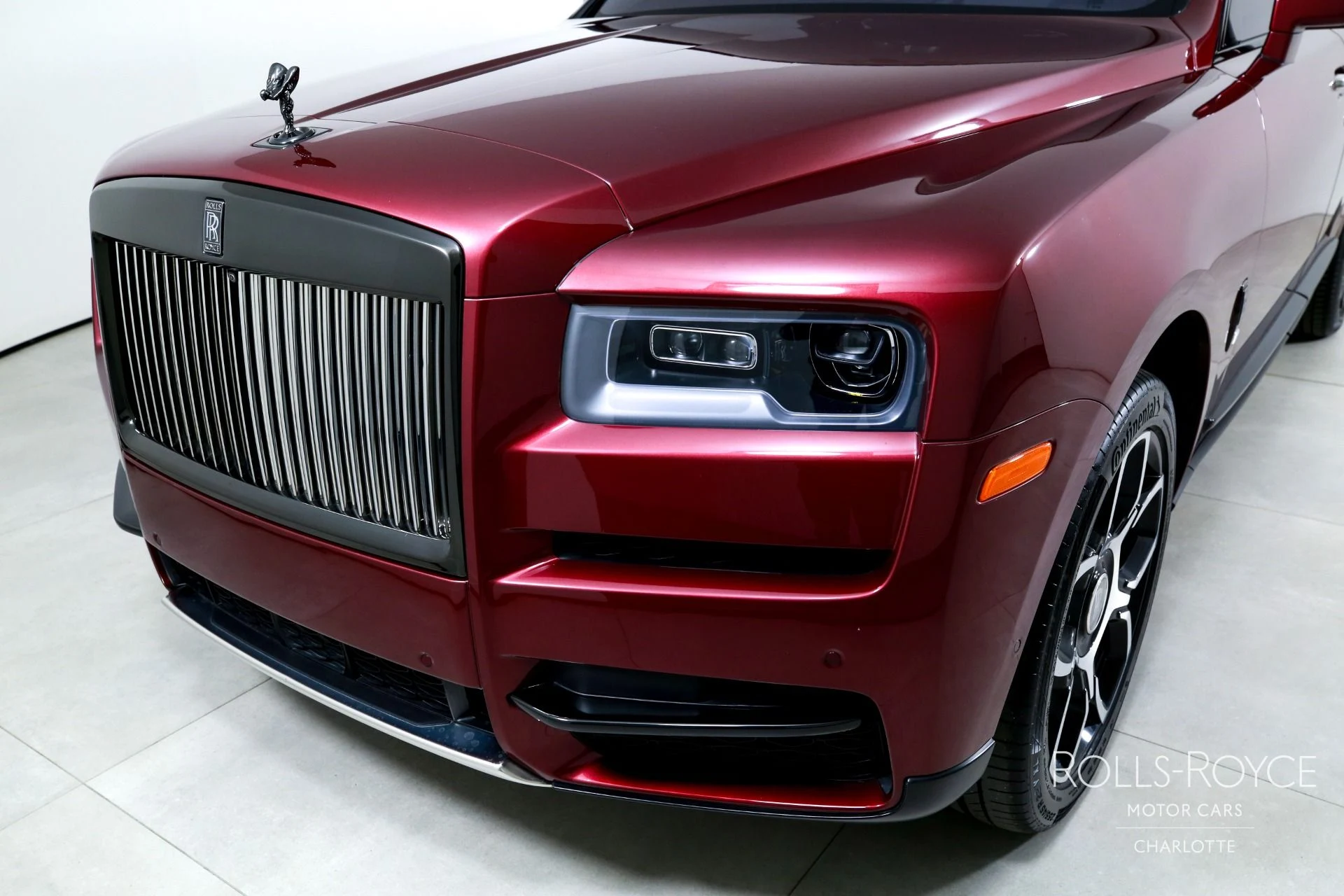 mph043_1164443997_Used_2022_Rolls_Royce_Black_Badge_Cullinan_1769449114_07e7a0ab6d