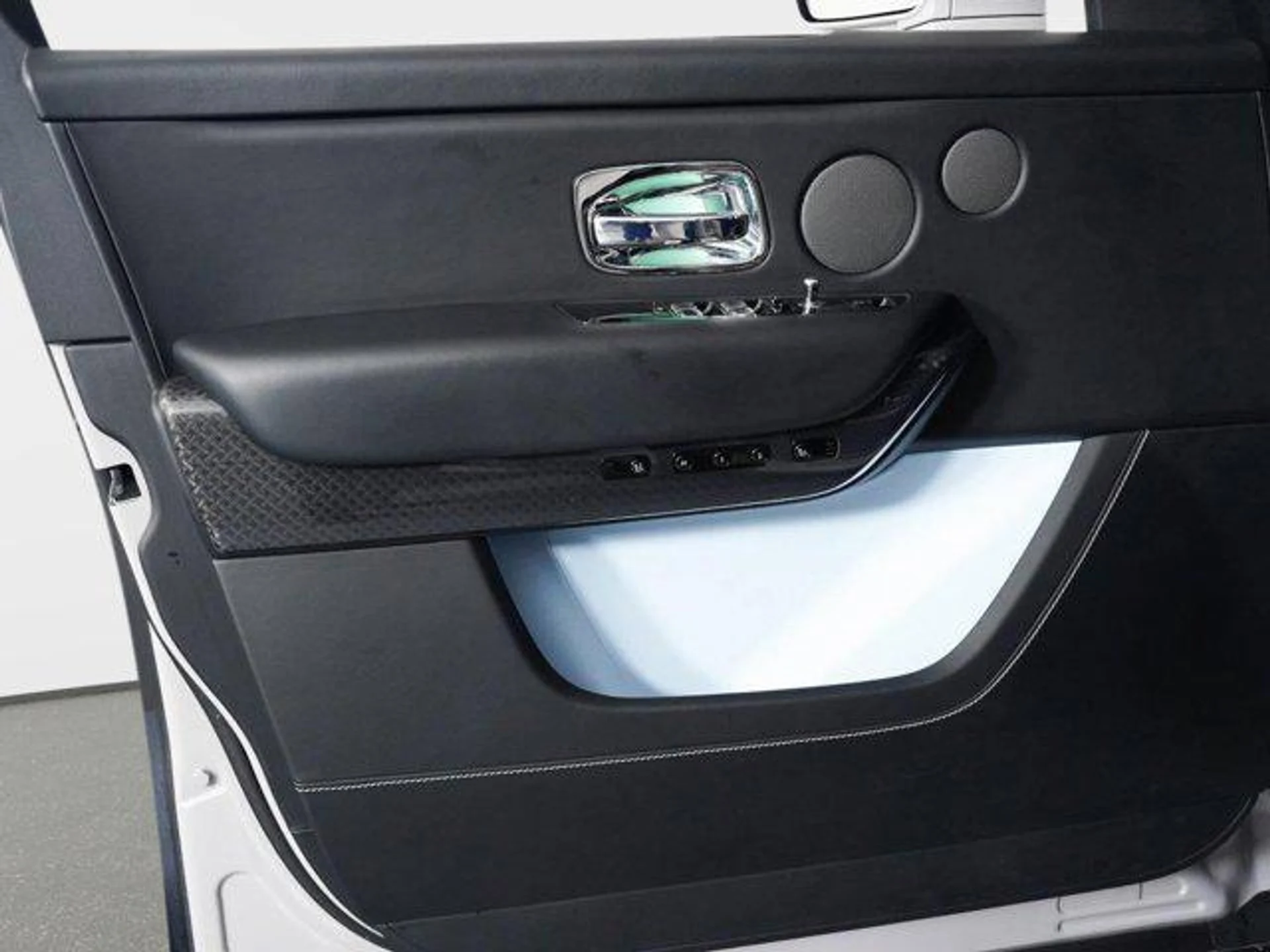 mph043_1165606909_06_X0_KY_Dyo4_Y_Mvb_L_Ij_LT_Bv_Nx_I_Fx_Y_5e6c2c1460