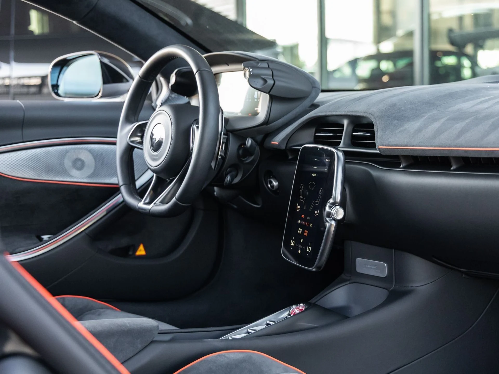 mph043_1182130278_44_6568823fe1