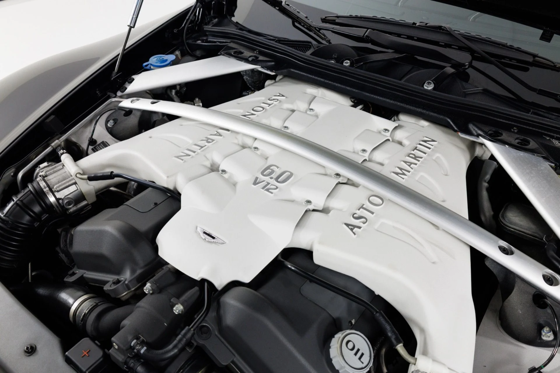 mph043_1192786708_Used_2009_Aston_Martin_DBS_1778627773_e76070c1af