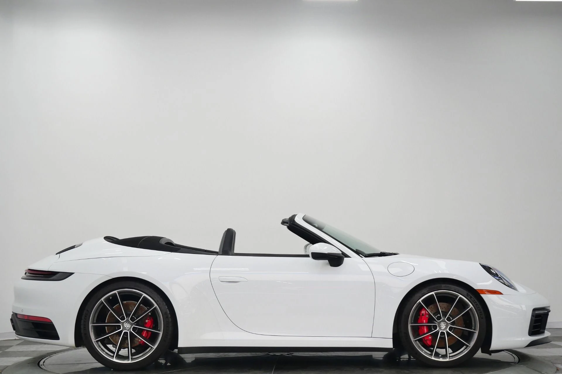mph043_1199316024_Used_2023_Porsche_911_Carrera_4_S_Cabriolet_Sport_Package_Carrera_Classic_Wheels_1786034808_be0b7471ec