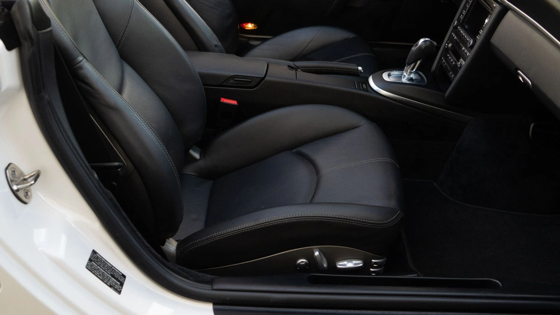 mph043_1207068760_Used_2011_Porsche_911_Turbo_S_1754935906_c014b73d0b