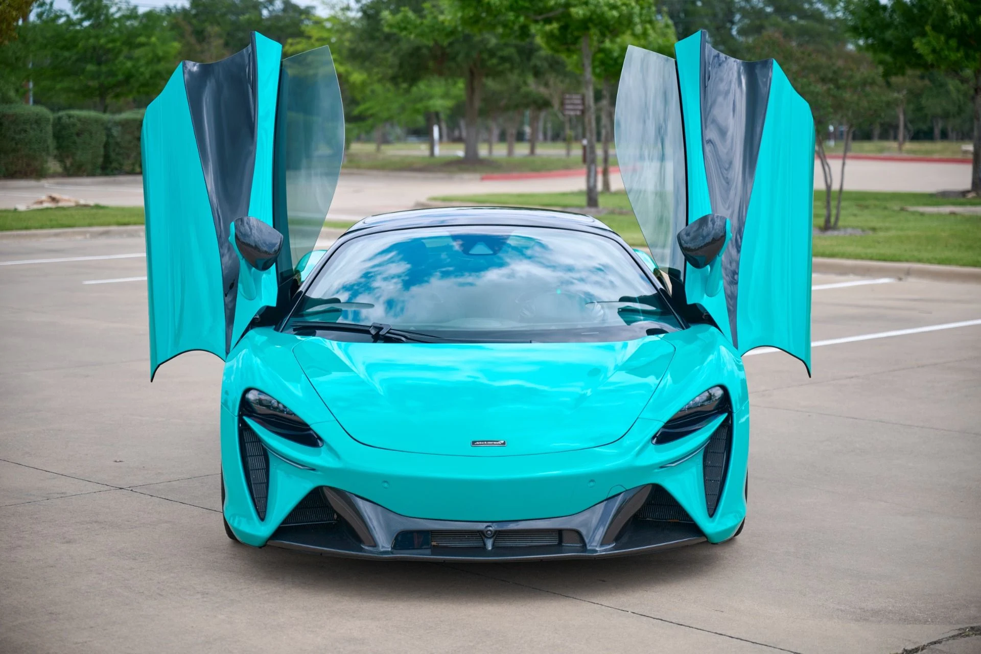 mph043_1216657374_Used_2025_Mc_Laren_Artura_Spider_1779138981_9cbcbfd07d