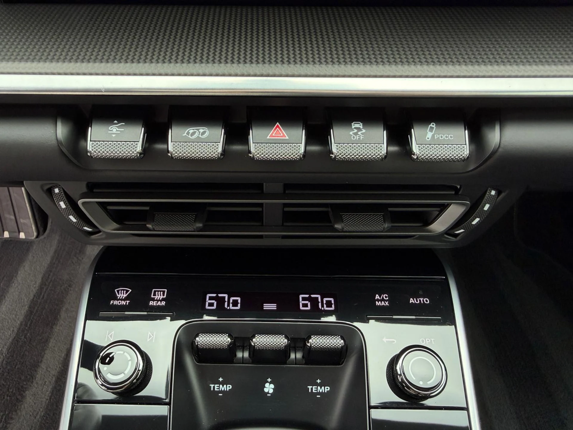 mph043_1218253901_Whats_App_Image_2026_02_04_at_6_21_19_PM_40_68d308c457