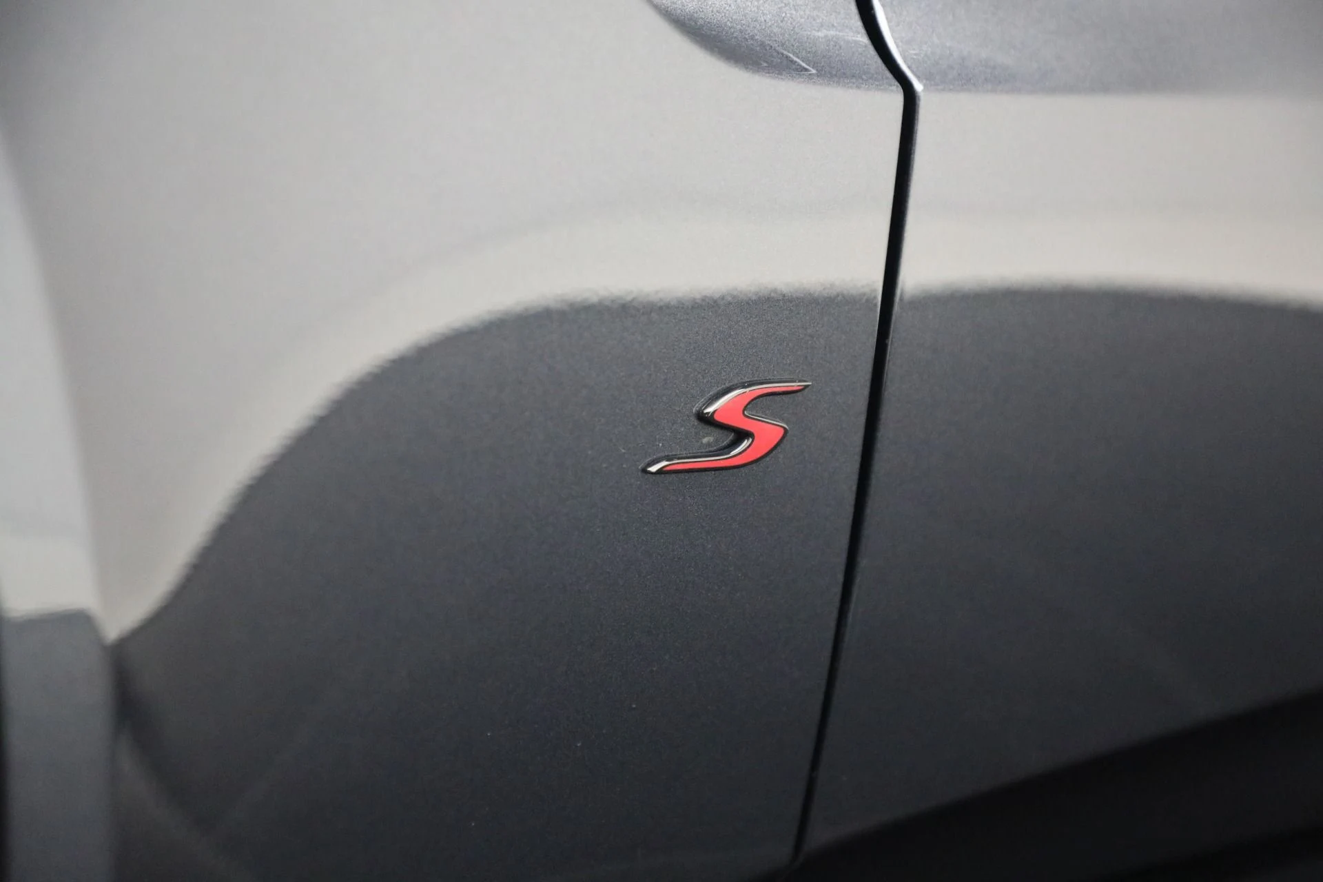 mph043_1219249962_New_2026_Aston_Martin_Vantage_S_Roadster_1774535973_632cd29d82