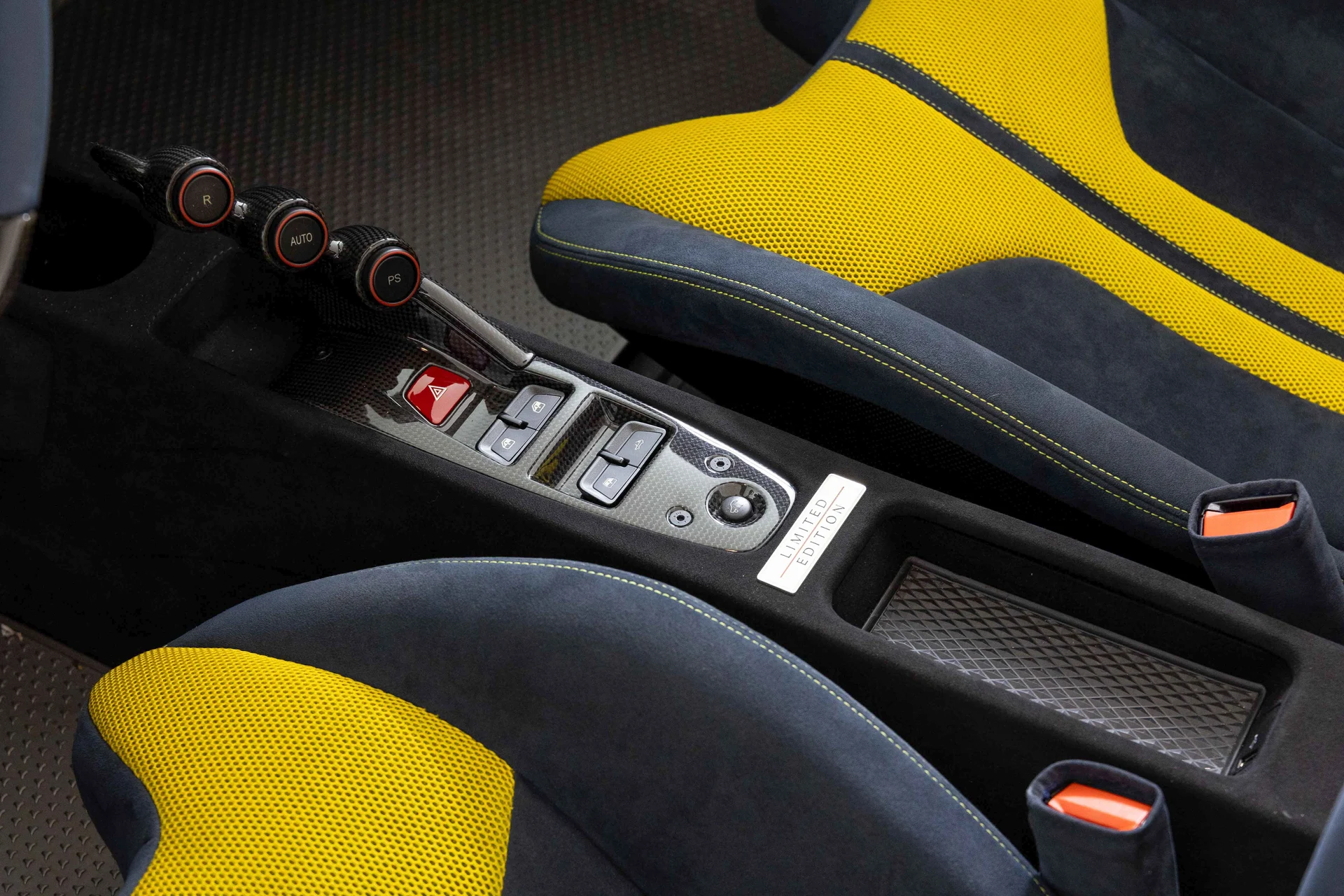 mph043_12401766_d7482a9d8b1716cfb0fd5ed4d03384ae_3499349304