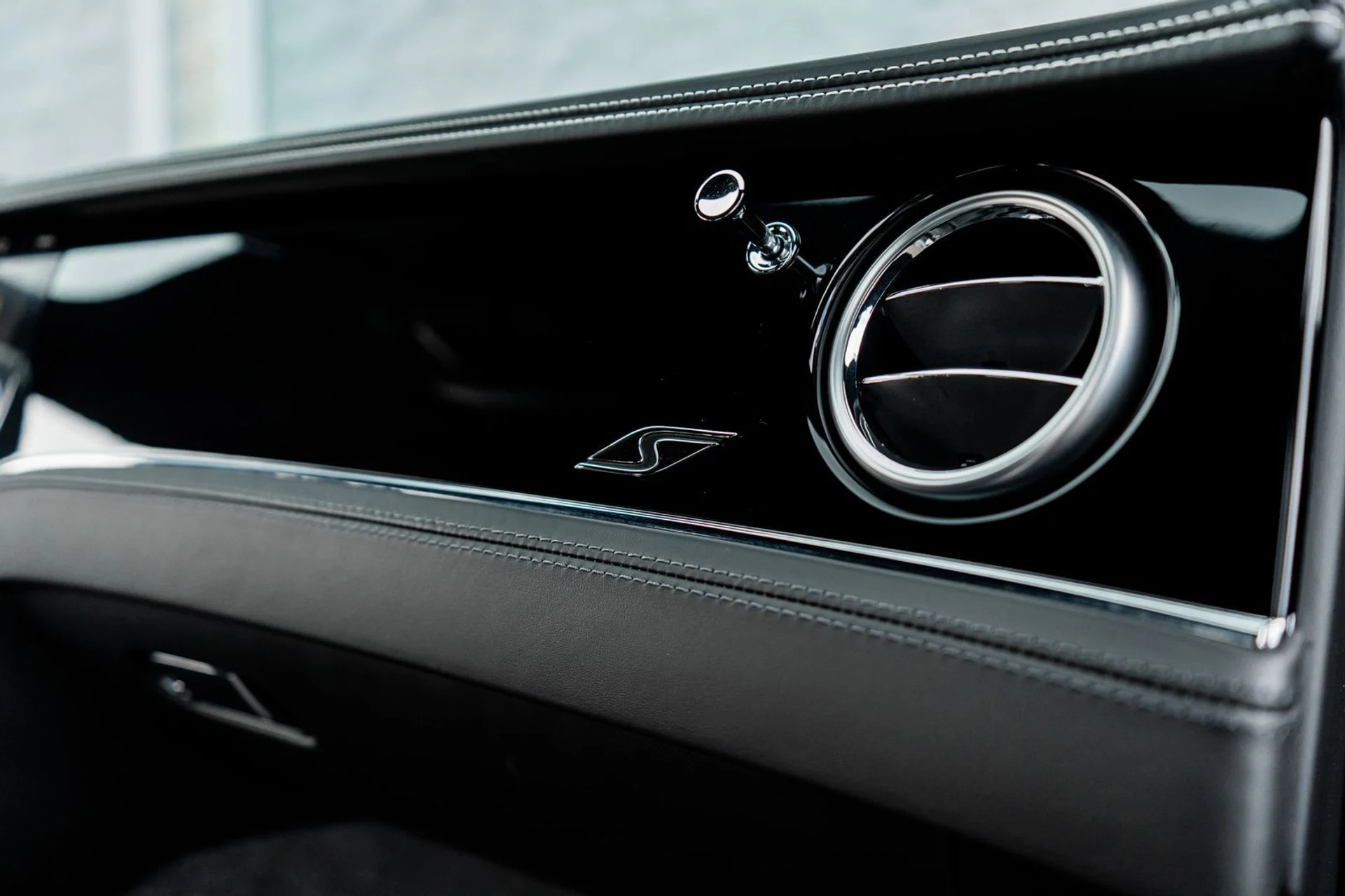 mph043_1256942958_d4981734_5cdd_46c7_855b_2981ae641b1e_e67f2c0b0f