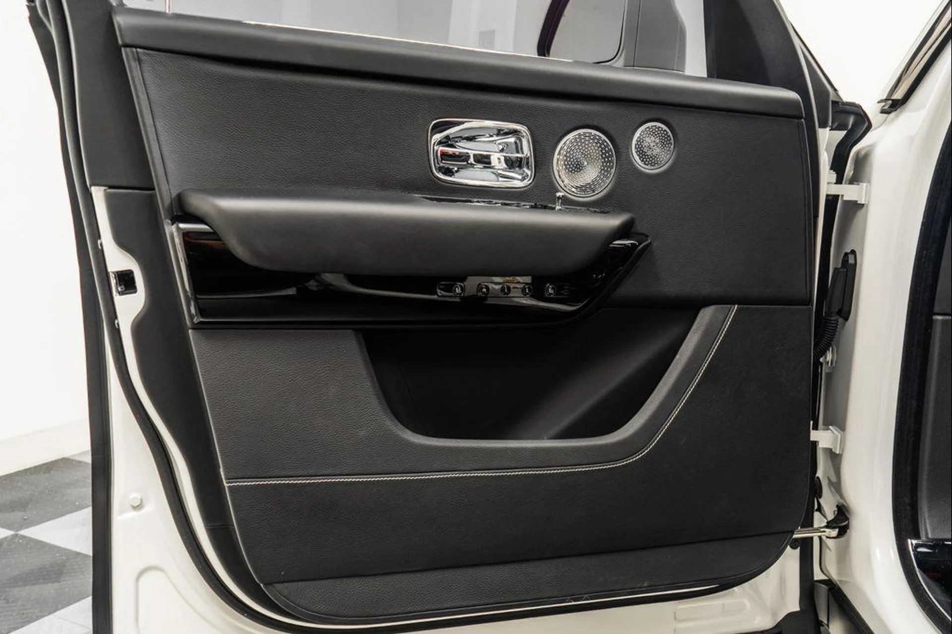 mph043_1311066352_MV_7h_SJ_5_T34zpk_T0m1x_I_Glt_Xbl_Mo_e5ea52129a