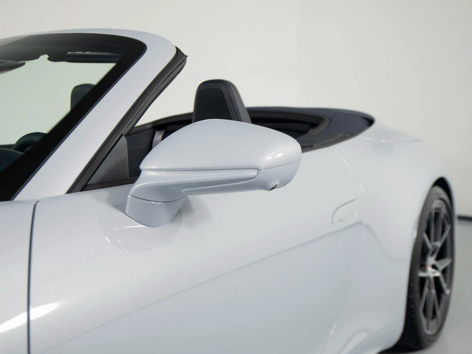 mph043_1311073854_51_A_Oca_A_Dq_Et_O_MQ_9_BH_8_Ba7y_Y844_6bd9410519