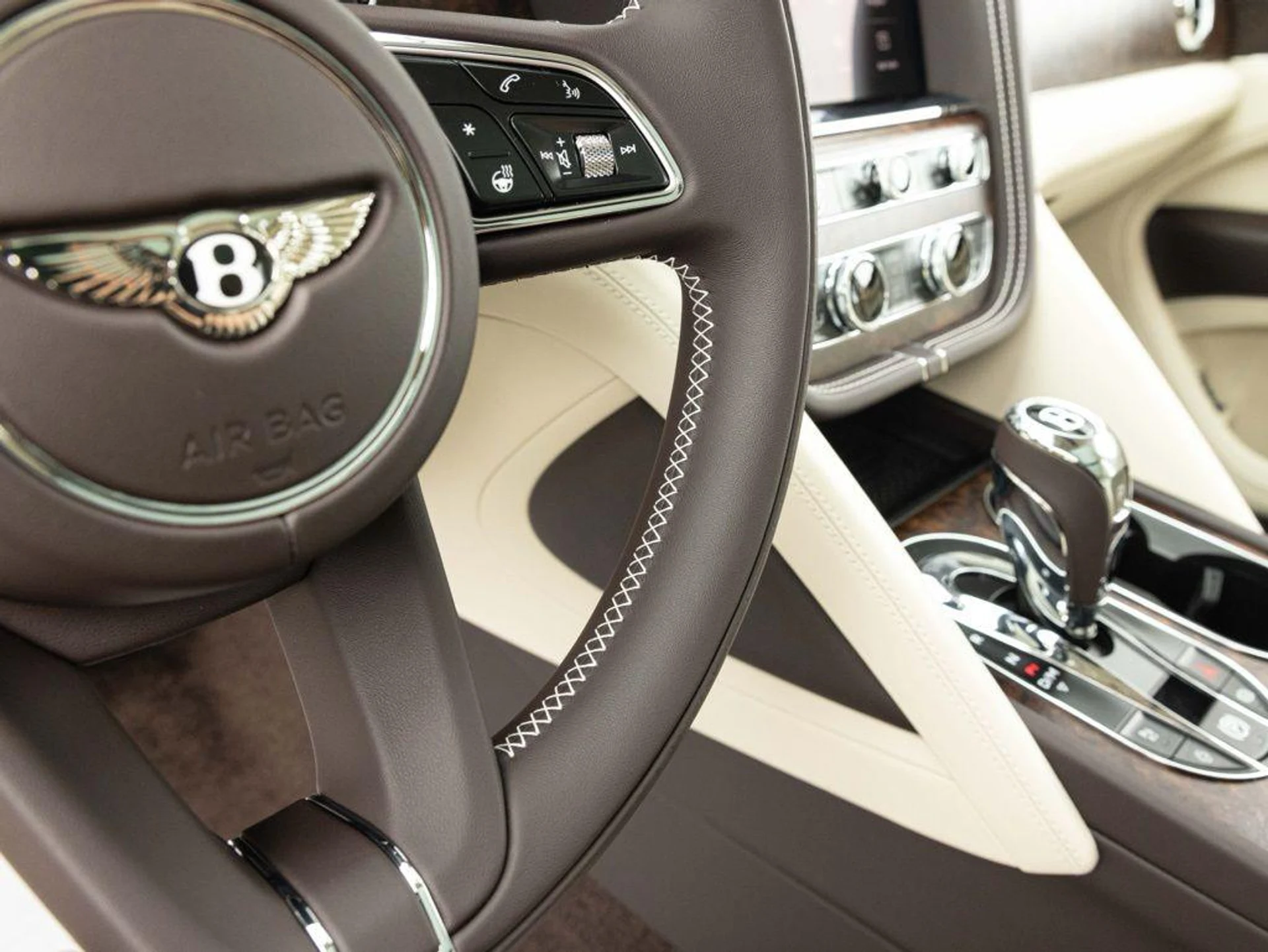 mph043_13195787_514426018_69ef6f3eb42b849f5deca210_38d72427b2