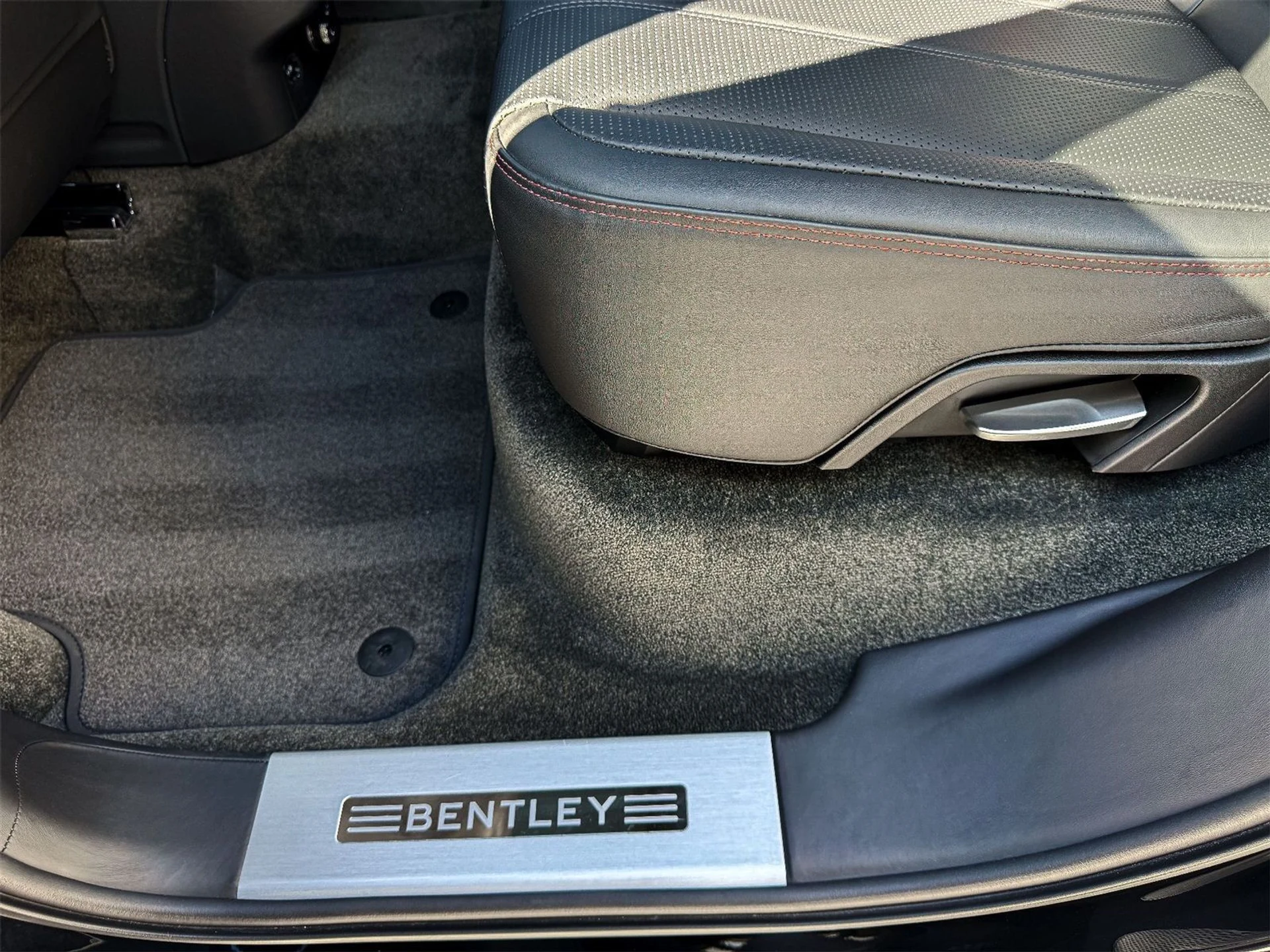 mph043_1320924207_5e080d0faae0630d3de3d3947cf0028e_7f0bf64381