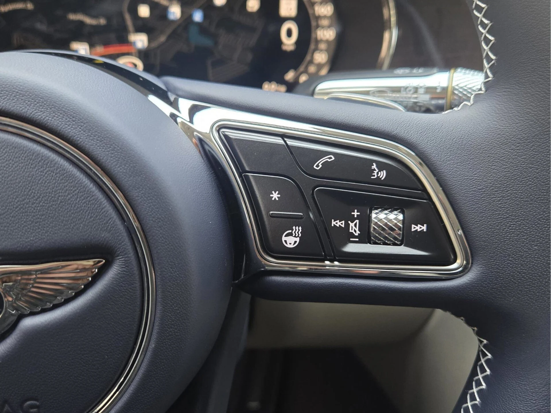 mph043_1342025571_13f908c0d8d8091d8d45887c25692ca3x_fb239381d3