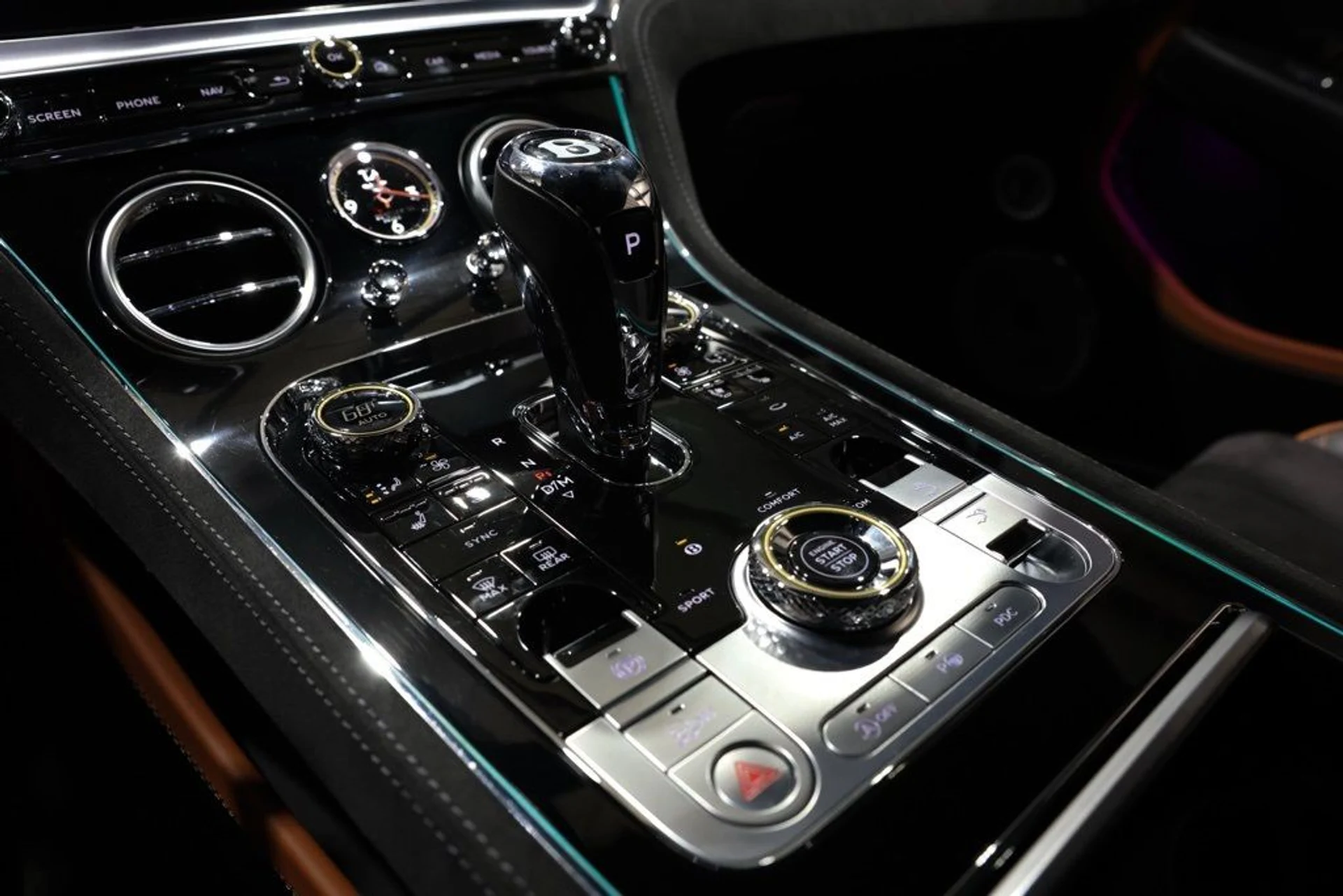 mph043_1343241859_gba4w5rggjb7a4hggqr86thaab04_e403220535