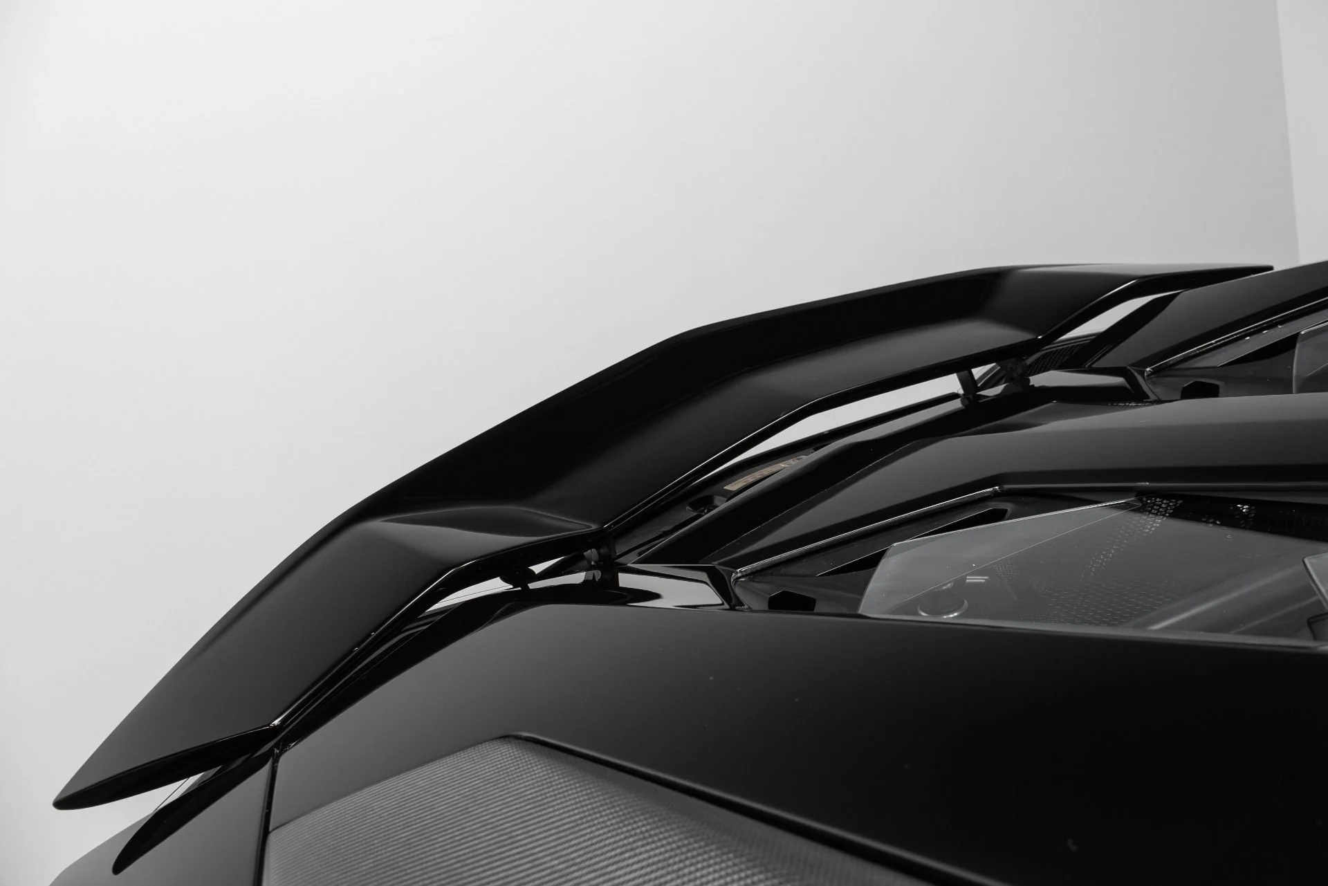 mph043_1370822740_Used_2015_Lamborghini_Aventador_LP_700_4_1770952947_cdca8ab993