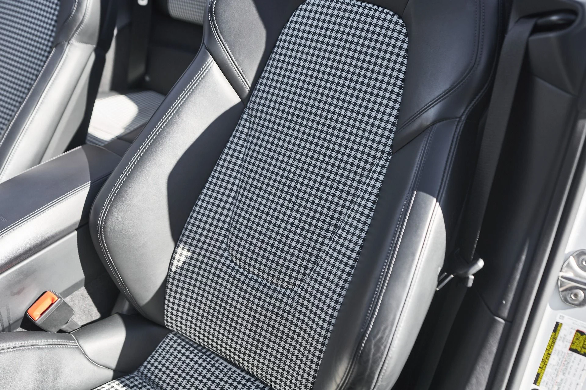 mph043_1371996048_Used_2023_Porsche_911_Turbo_S_1763676521_a5974c9a91