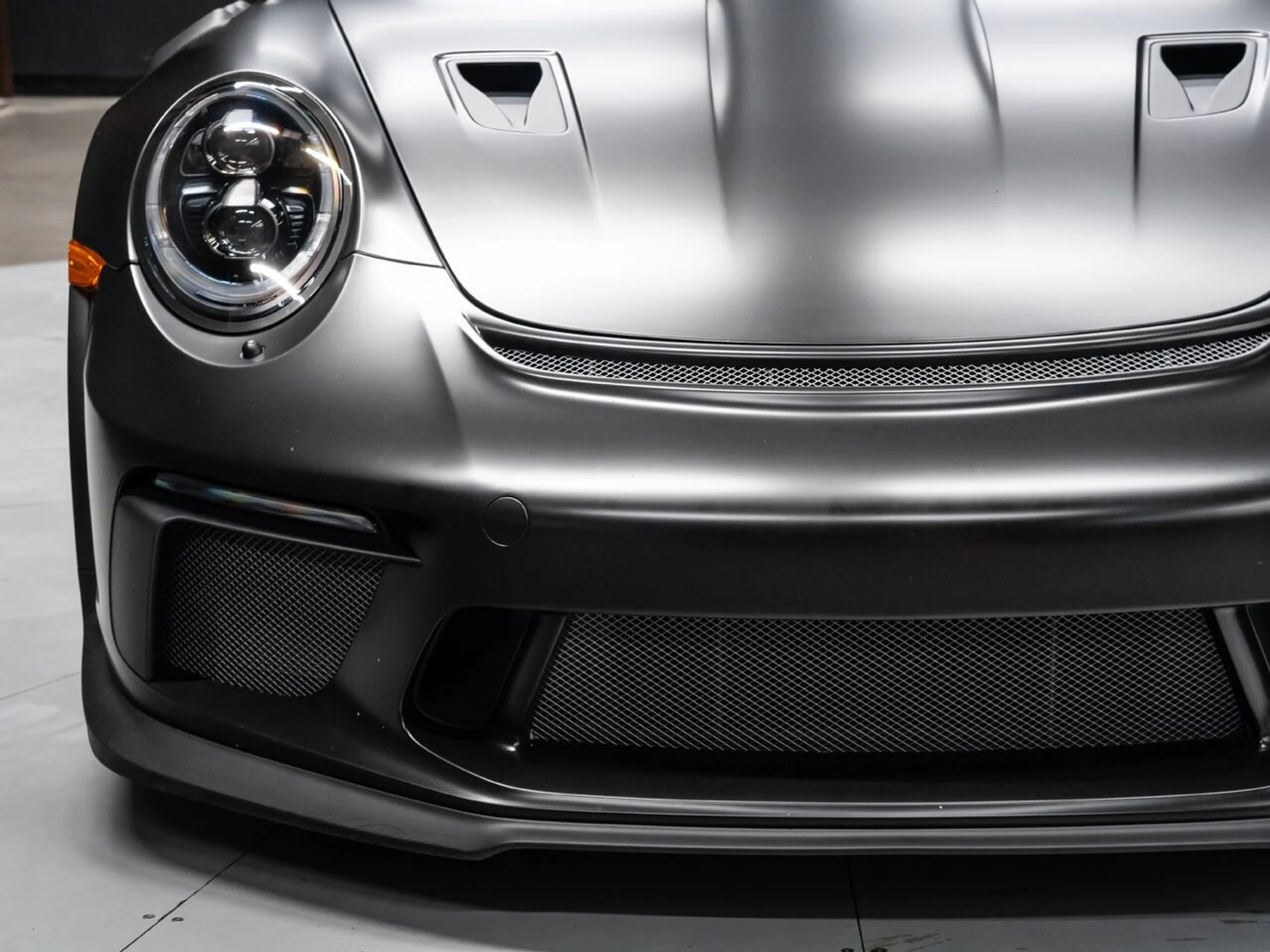 mph043_1383376403_porsche_911_2019_4b279e2245
