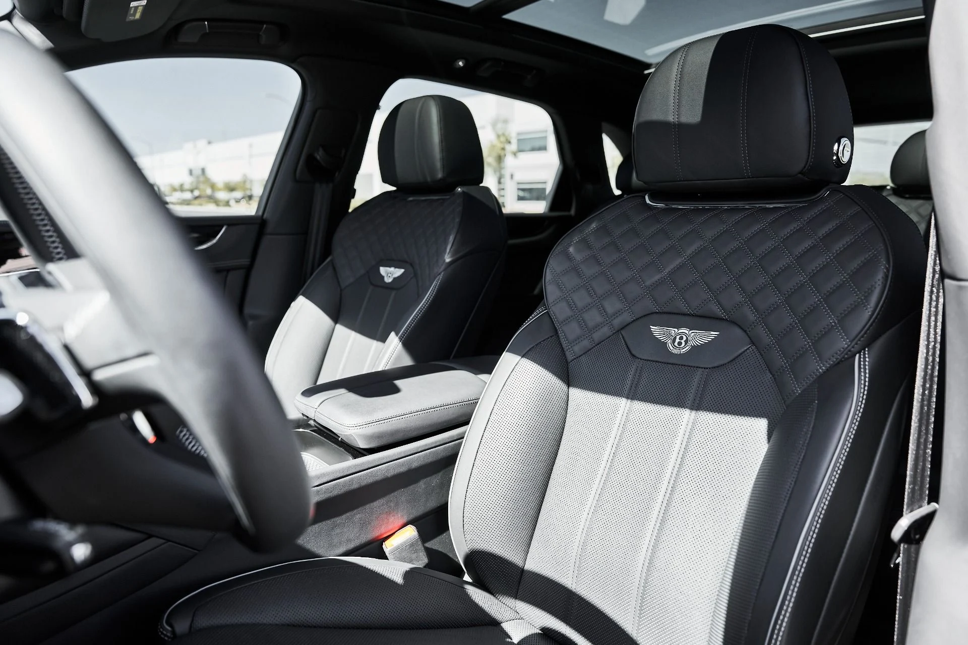 mph043_1401401550_Used_2025_Bentley_Bentayga_S_1782153001_474c503c22