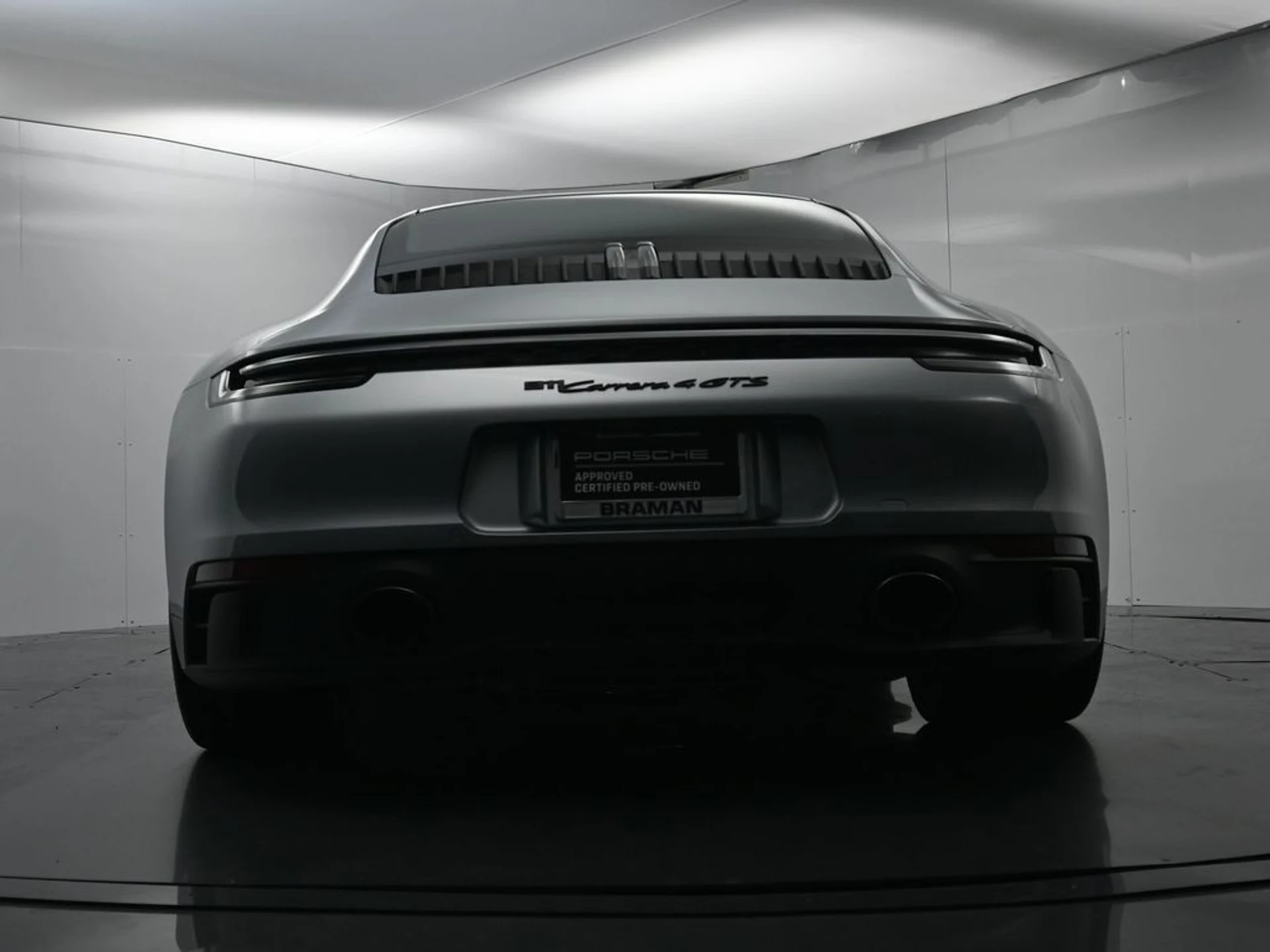 mph043_140300824_f88515c40025cd5f2051bdb5305b3a65_8d28d885e3