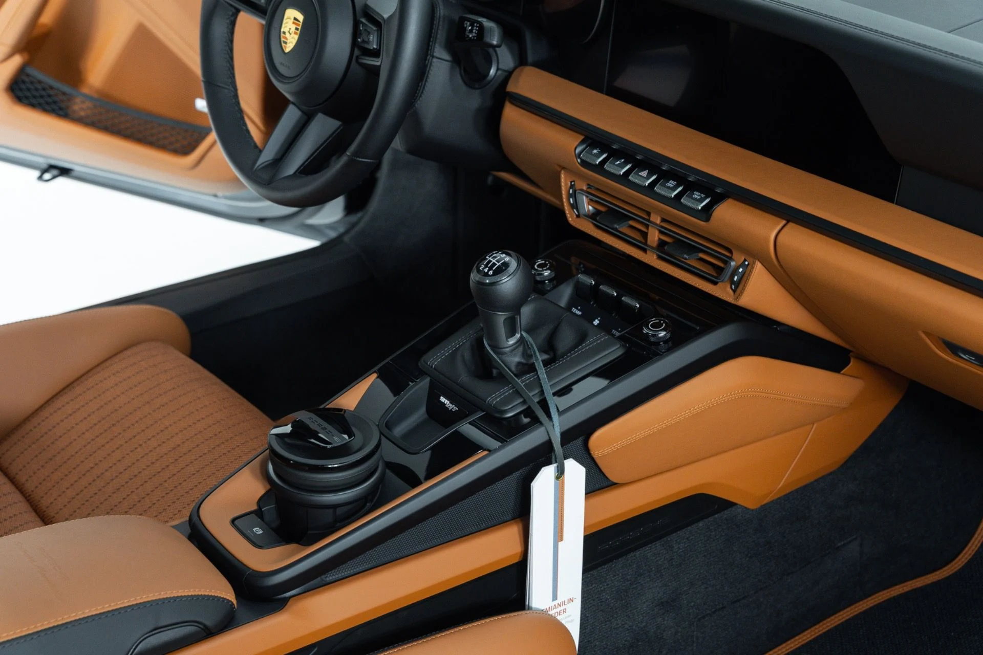 mph043_1435761359_Used_2024_Porsche_911_ST_1791913202_5a7f141e07