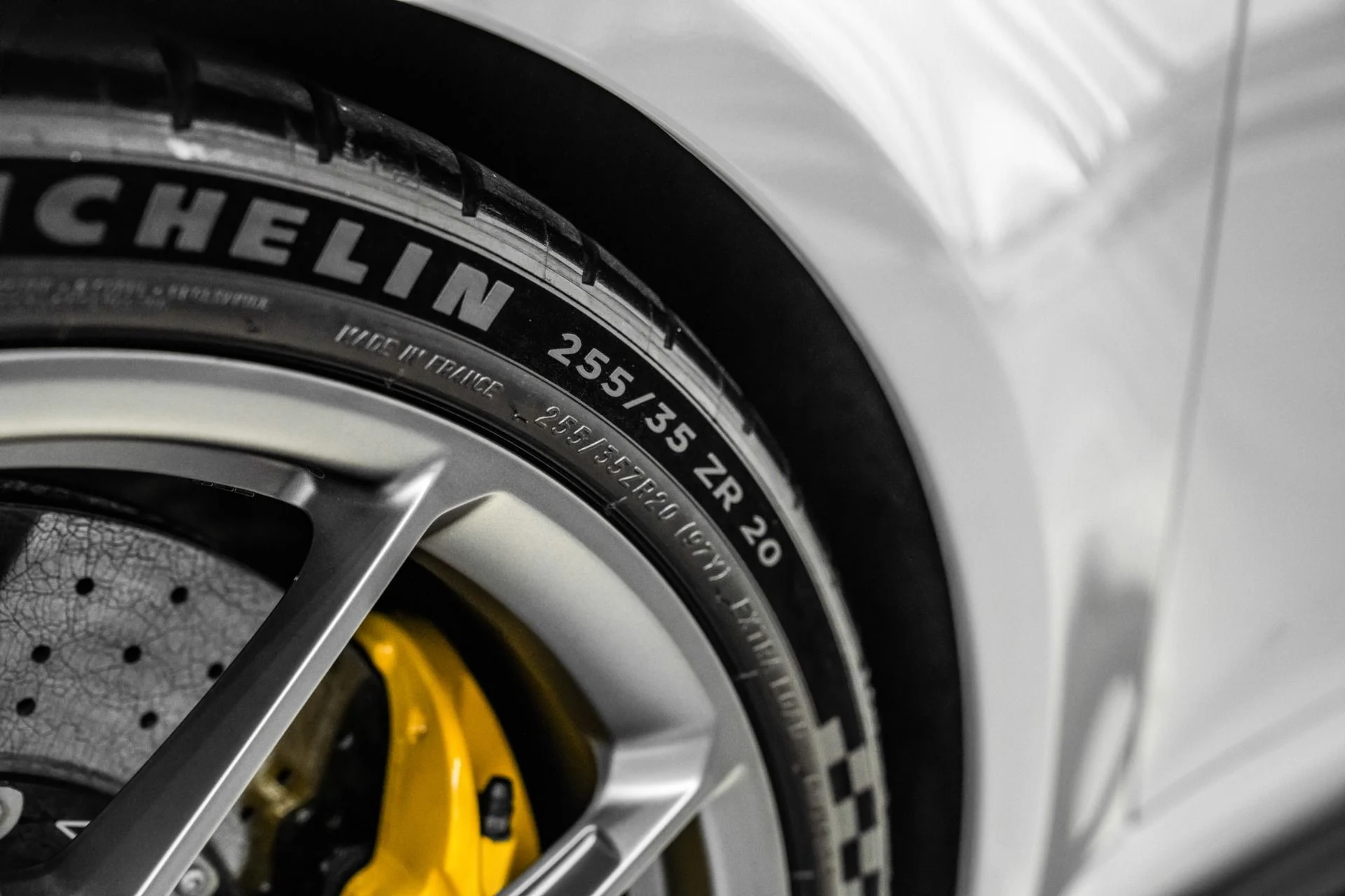 mph043_1446669013_Used_2024_Porsche_911_GT_3_Touring_1761943972_d82ea1ff6c