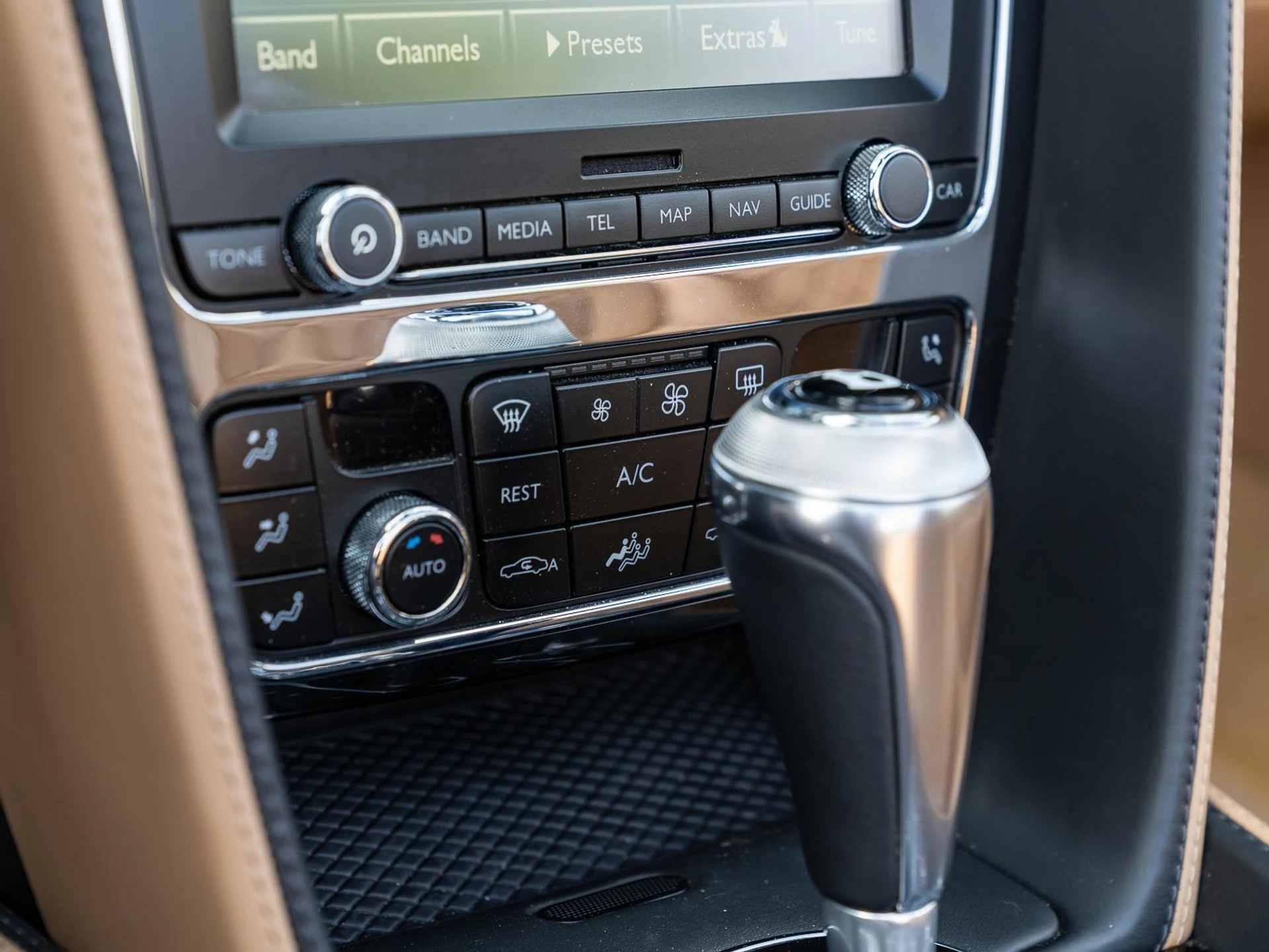 mph043_1454999223_Used_2016_Bentley_Continental_GT_Speed_1774476159_9ca5e366e8