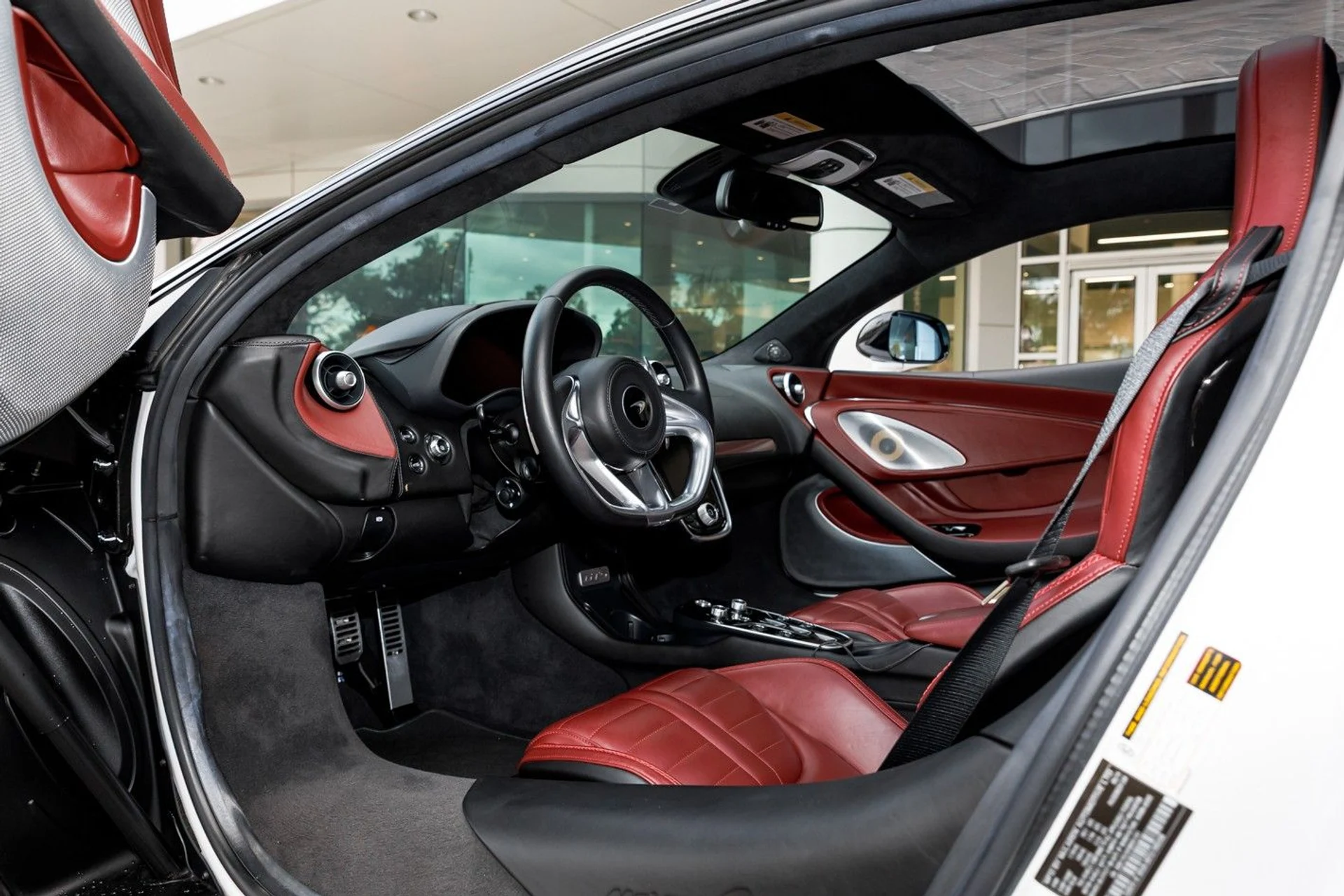 mph043_1463412648_631_p44_l_140a28e5a8