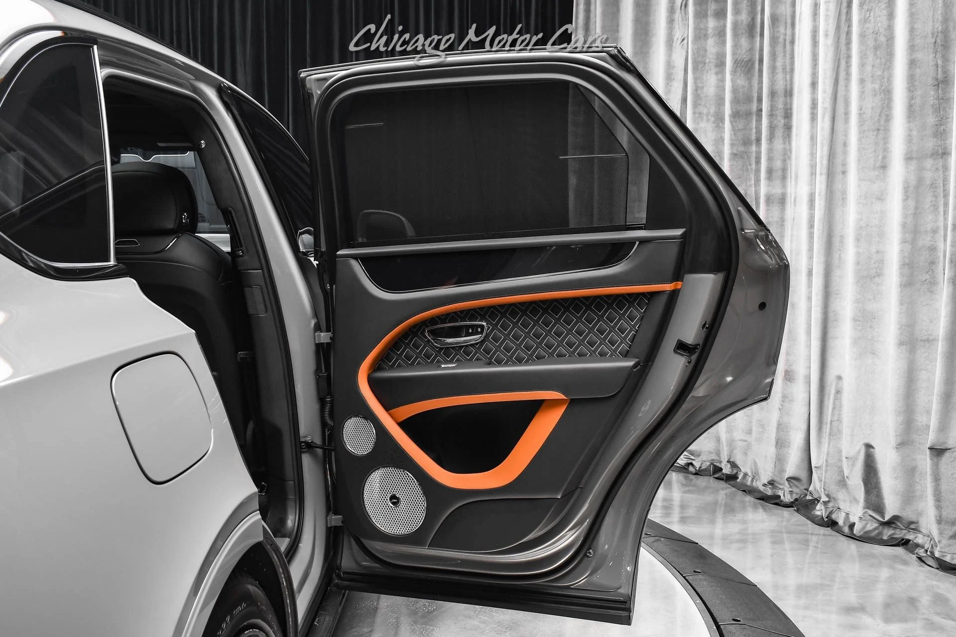 mph043_1478263309_12606_p44_l_1318431835