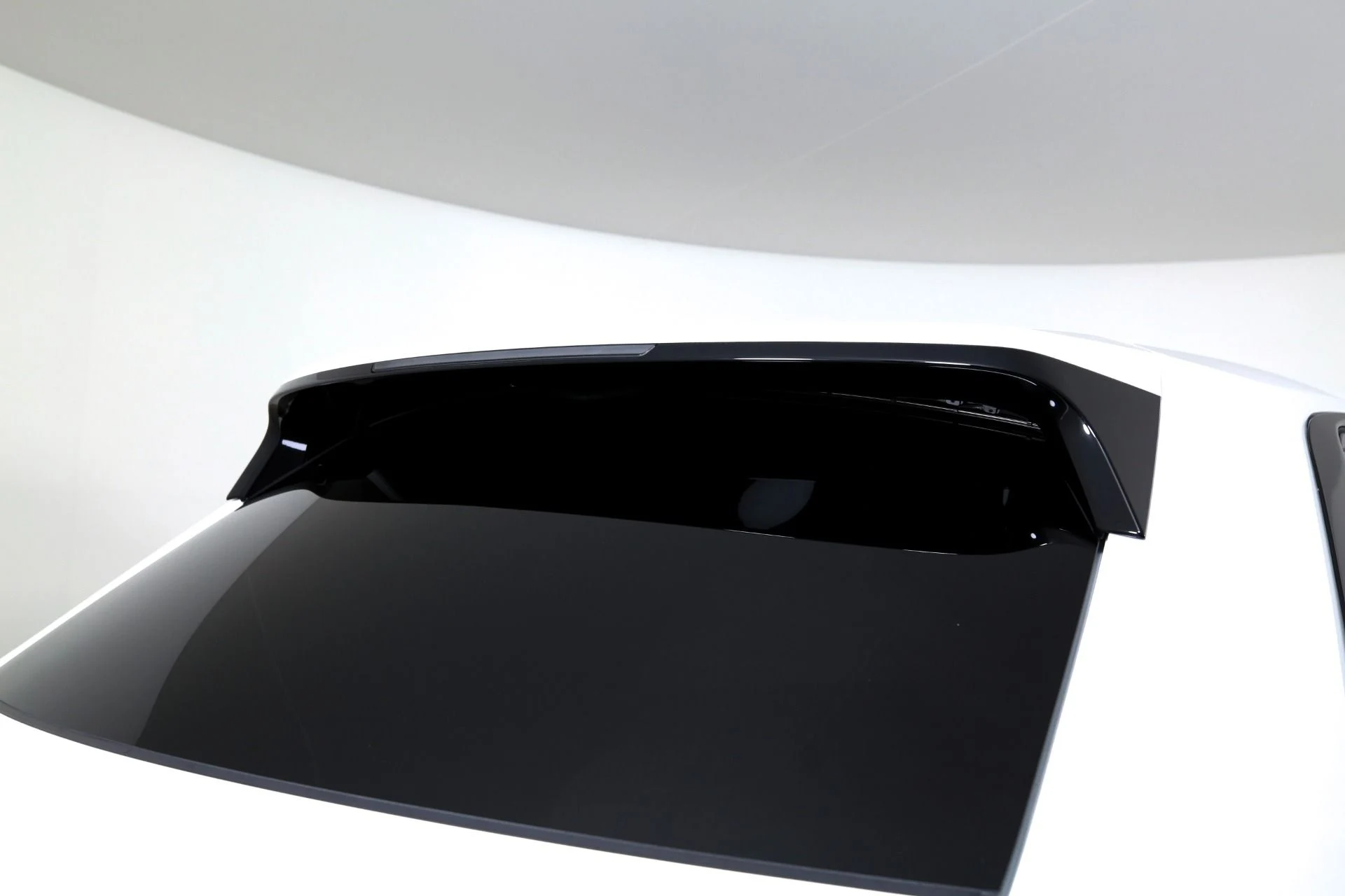 mph043_1494477046_Used_2022_Rolls_Royce_Cullinan_1773253709_0b5f86e005