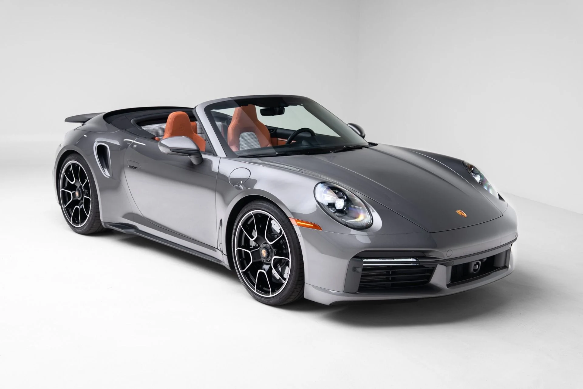 mph043_1503047785_Used_2024_Porsche_911_Turbo_S_1770940586_2689596fc0