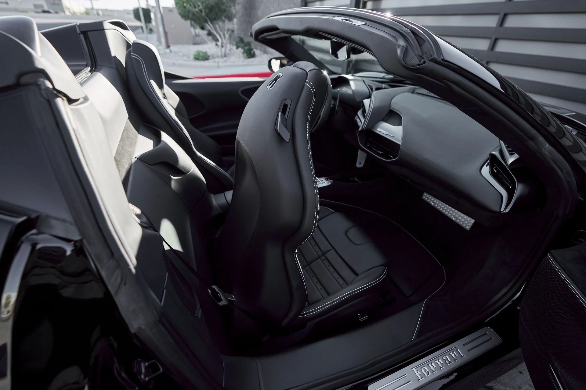 mph043_1505851589_Used_2025_Ferrari_SF_90_Spider_1764059291_ef893fd543