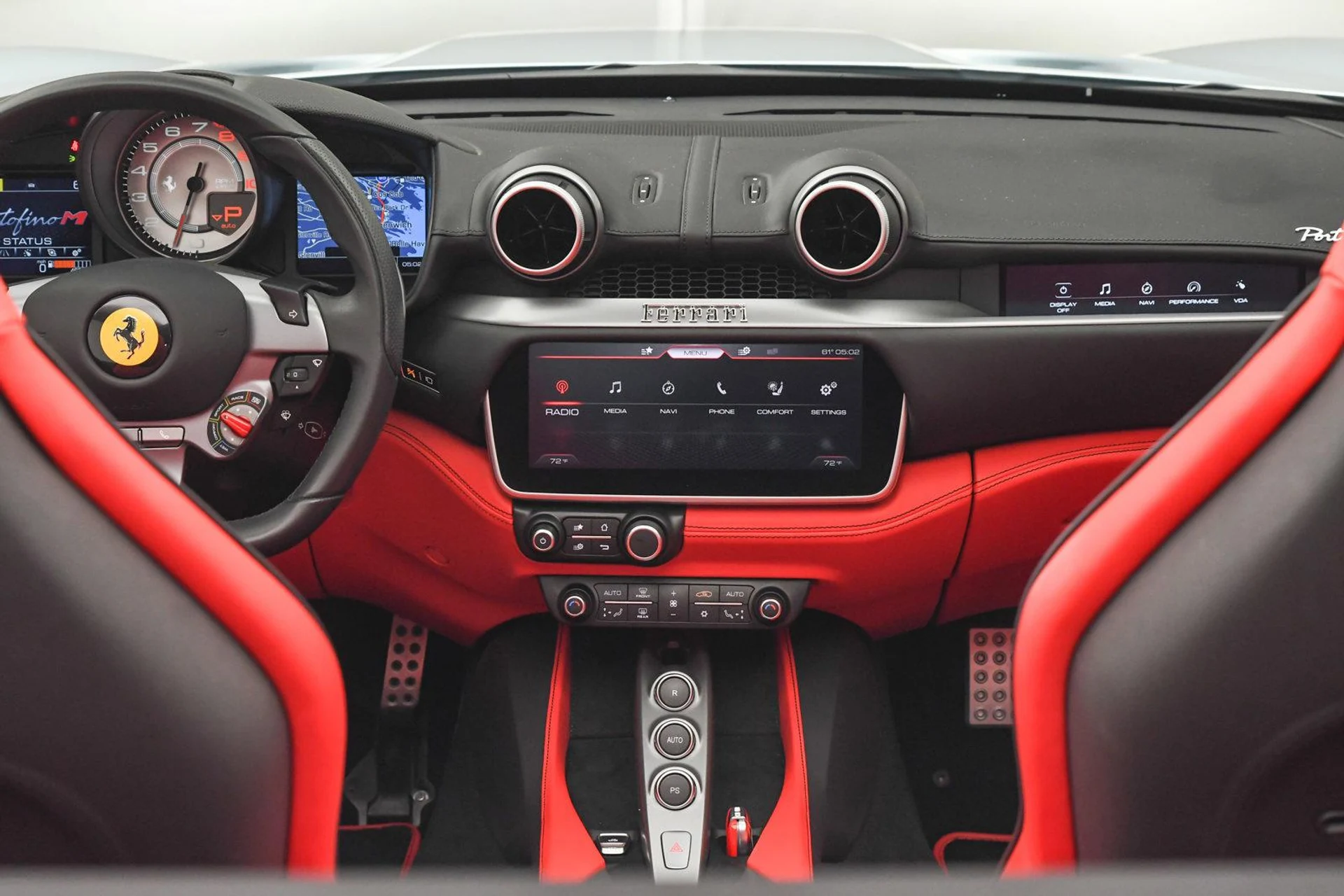 mph043_1514471521_Used_2023_Ferrari_Portofino_M_1740215146_4aeaa46b44