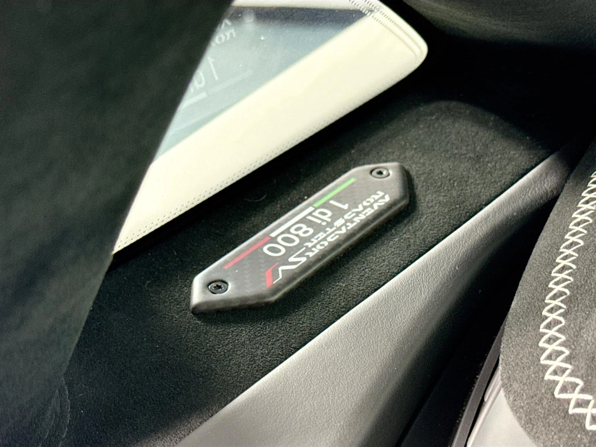 mph043_1534883999_Used_2020_Lamborghini_Aventador_LP_770_4_SVJ_Roadster_1785777176_9f58f4e0e9