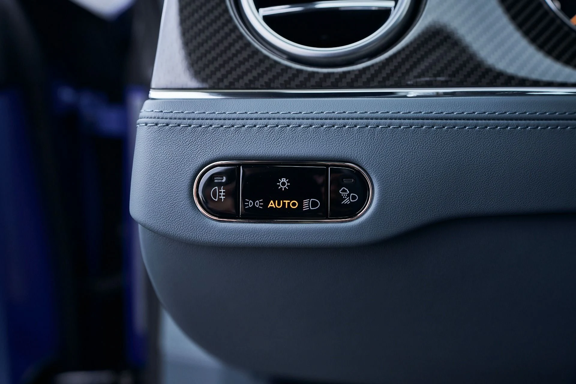 mph043_1550809693_Used_2023_Bentley_Continental_GT_Azure_1761756018_b3f7482a51