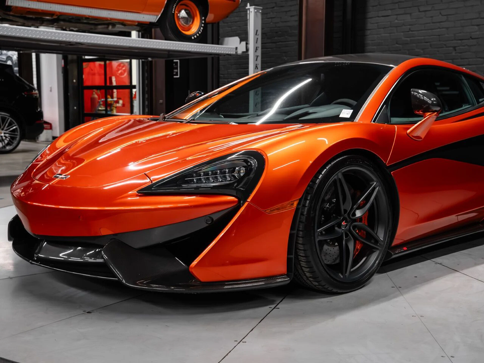 mph043_1555030729_mclaren_570s_2017_a05af31312