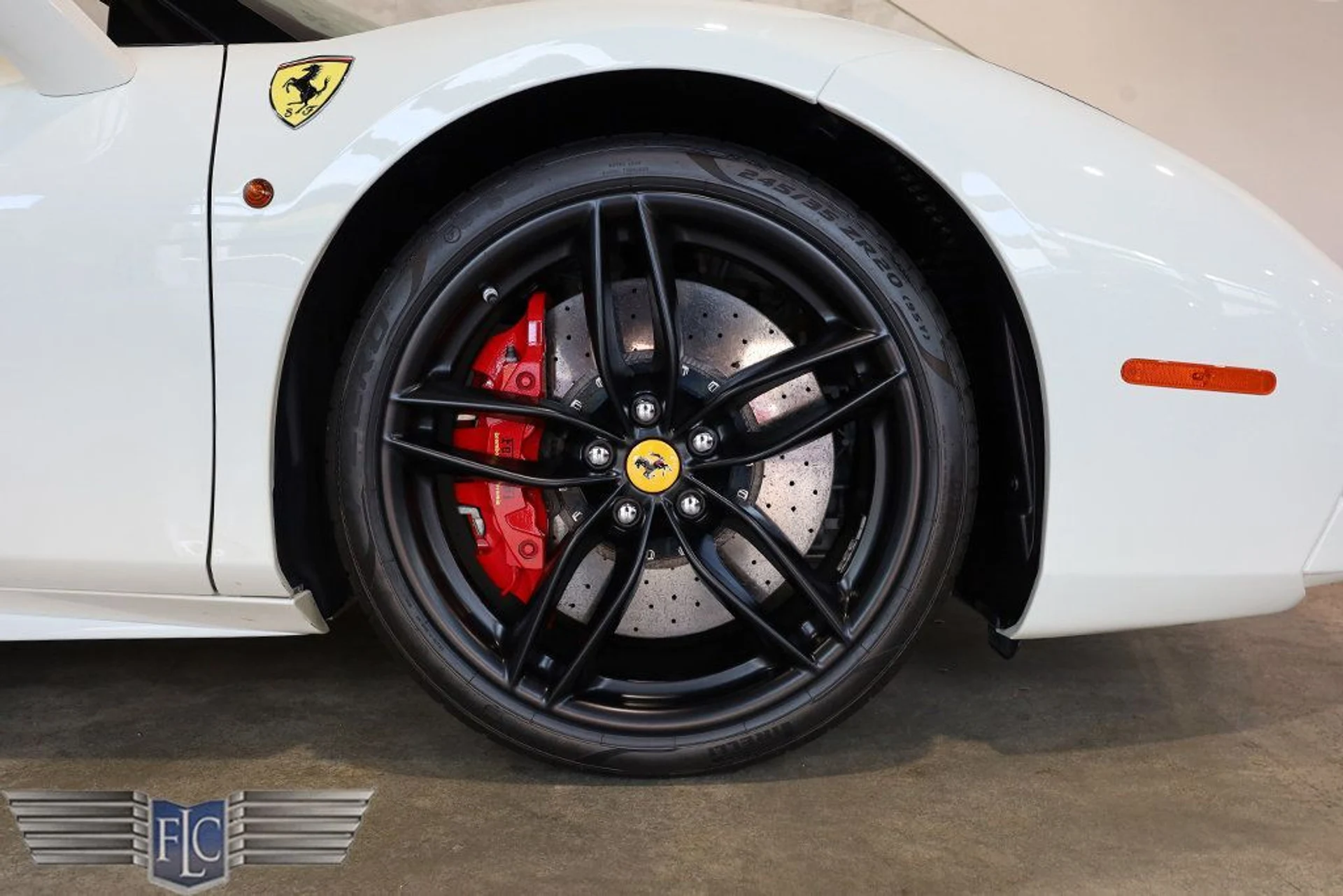 mph043_157083721_used_2018_ferrari_488_spider_convertible_9689_23035381_44_1024_4bc967a92d