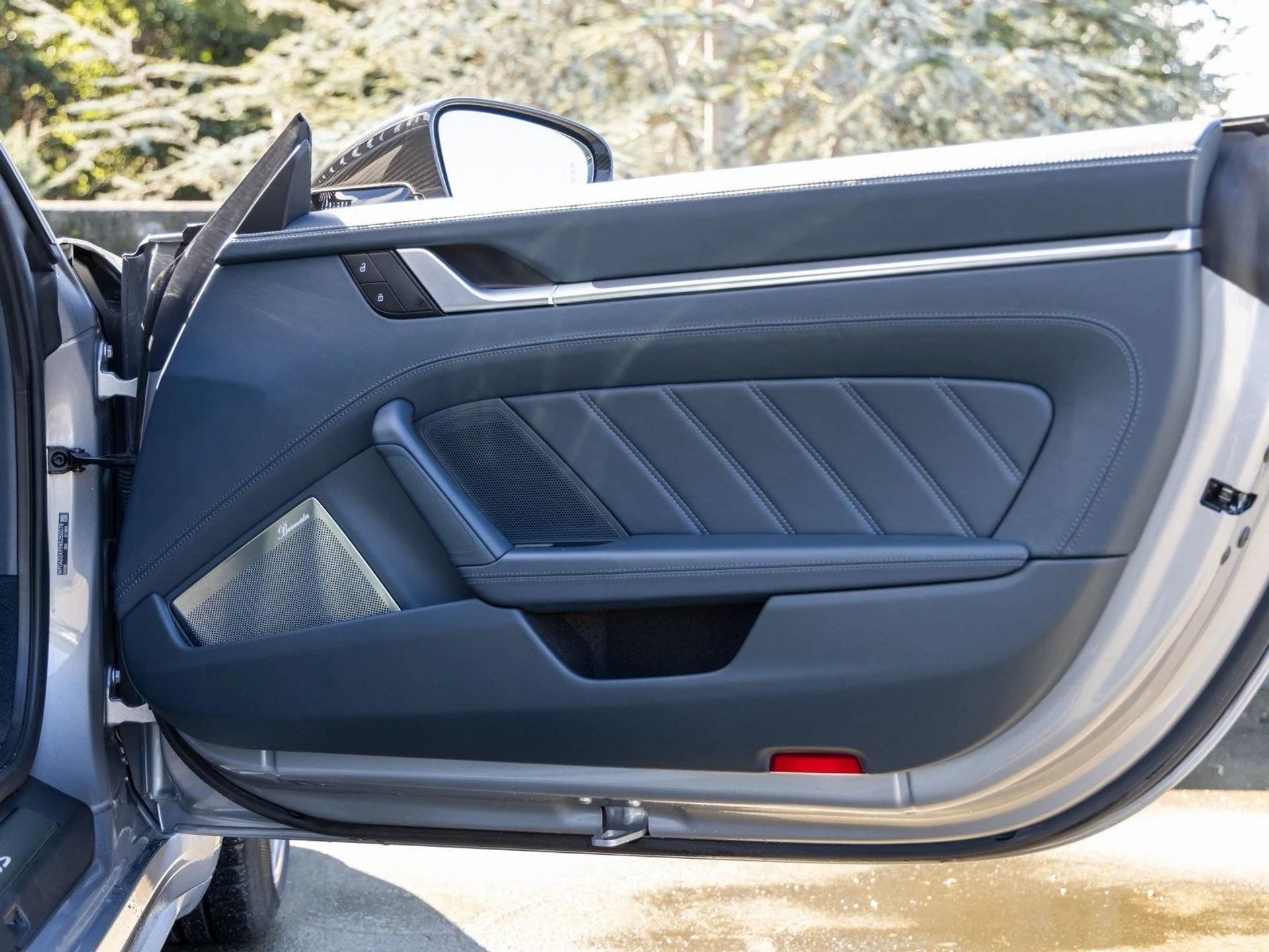 mph043_1573154387_44_827ab6f1d9