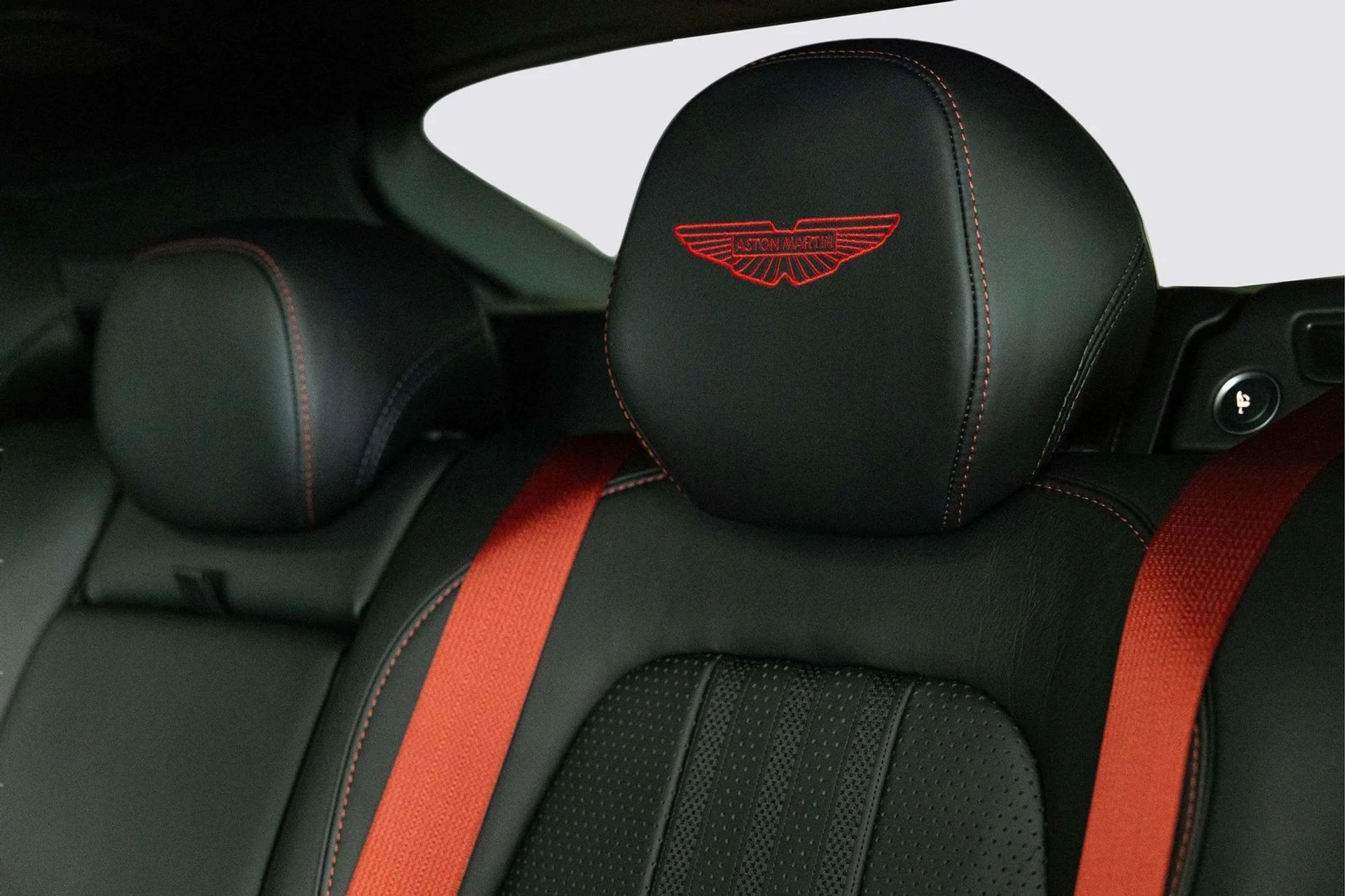 mph043_1577544238_5c8b8d14_8ed3_4ebf_8f10_375945e52188_7172f9b23d