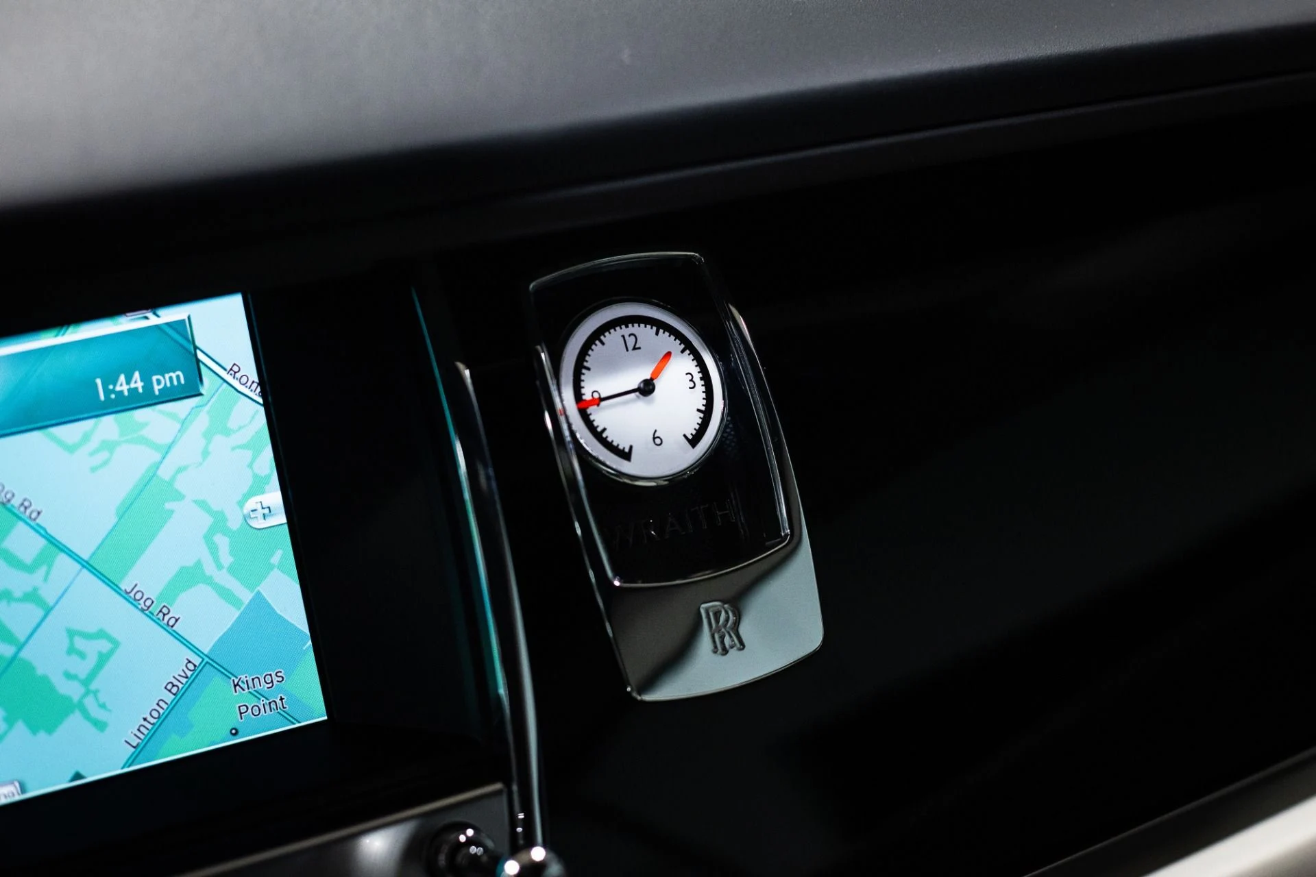 mph043_1578540946_Used_2014_Rolls_Royce_Wraith_Starlight_Headliner_1771282139_be958a433e