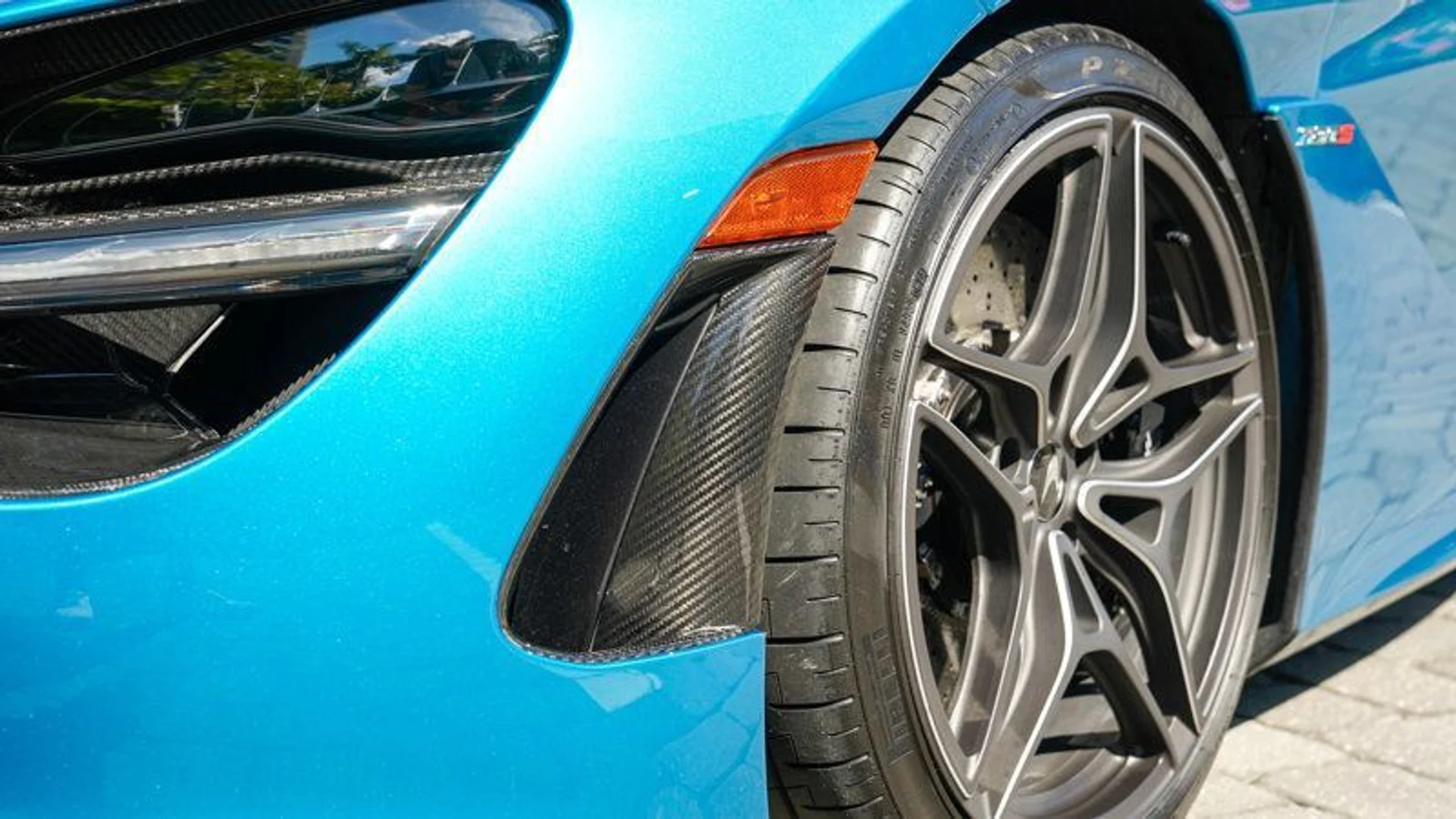 mph043_158102776_22949521_44_800_ae61d62333