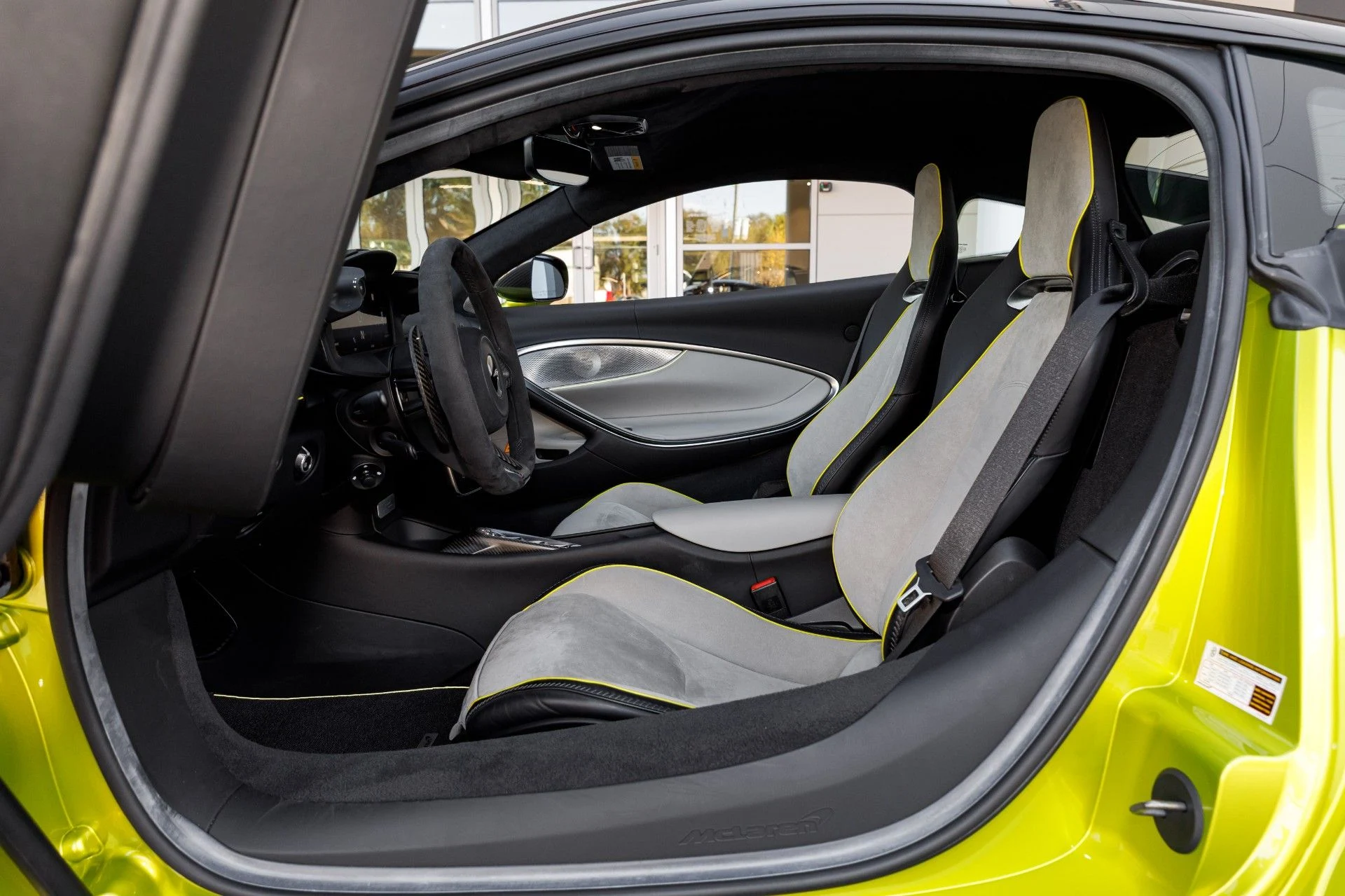 mph043_1584750269_287_p44_l_932e80072b