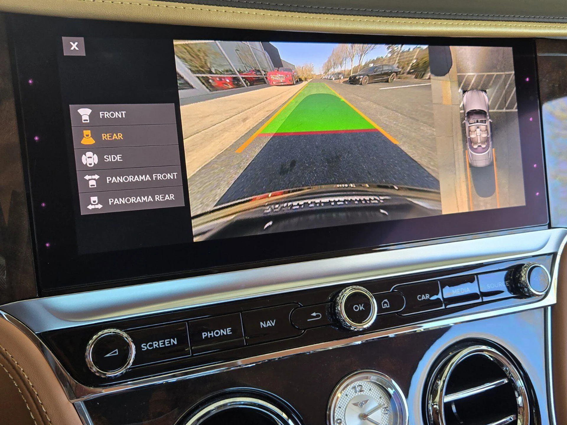 mph043_159143221_8277f60b72fddfb0873f547f84790319x_ecd818b42c