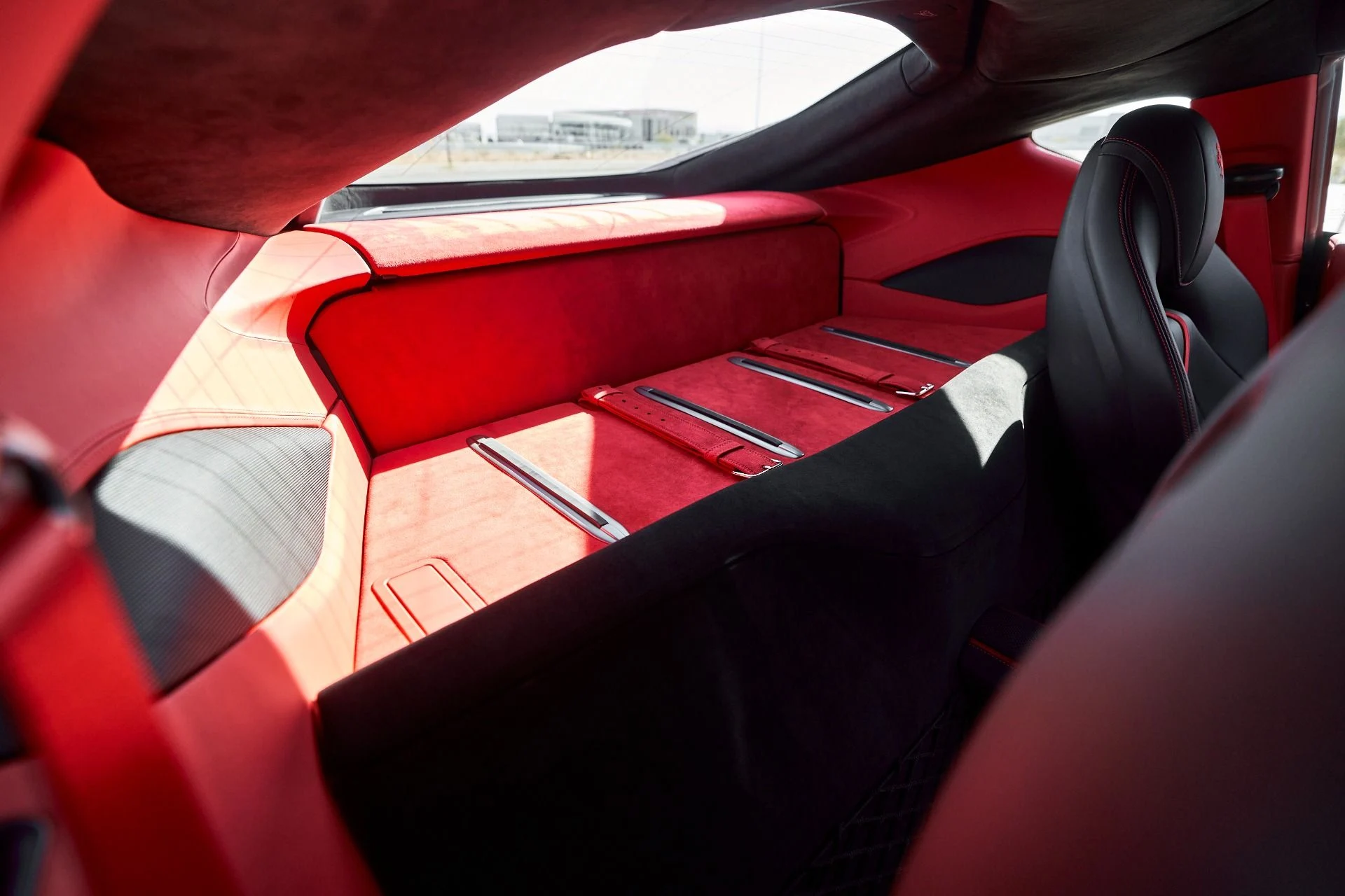 mph043_1605234024_Used_2018_Ferrari_812_Superfast_Base_1767042820_32f7bfa776